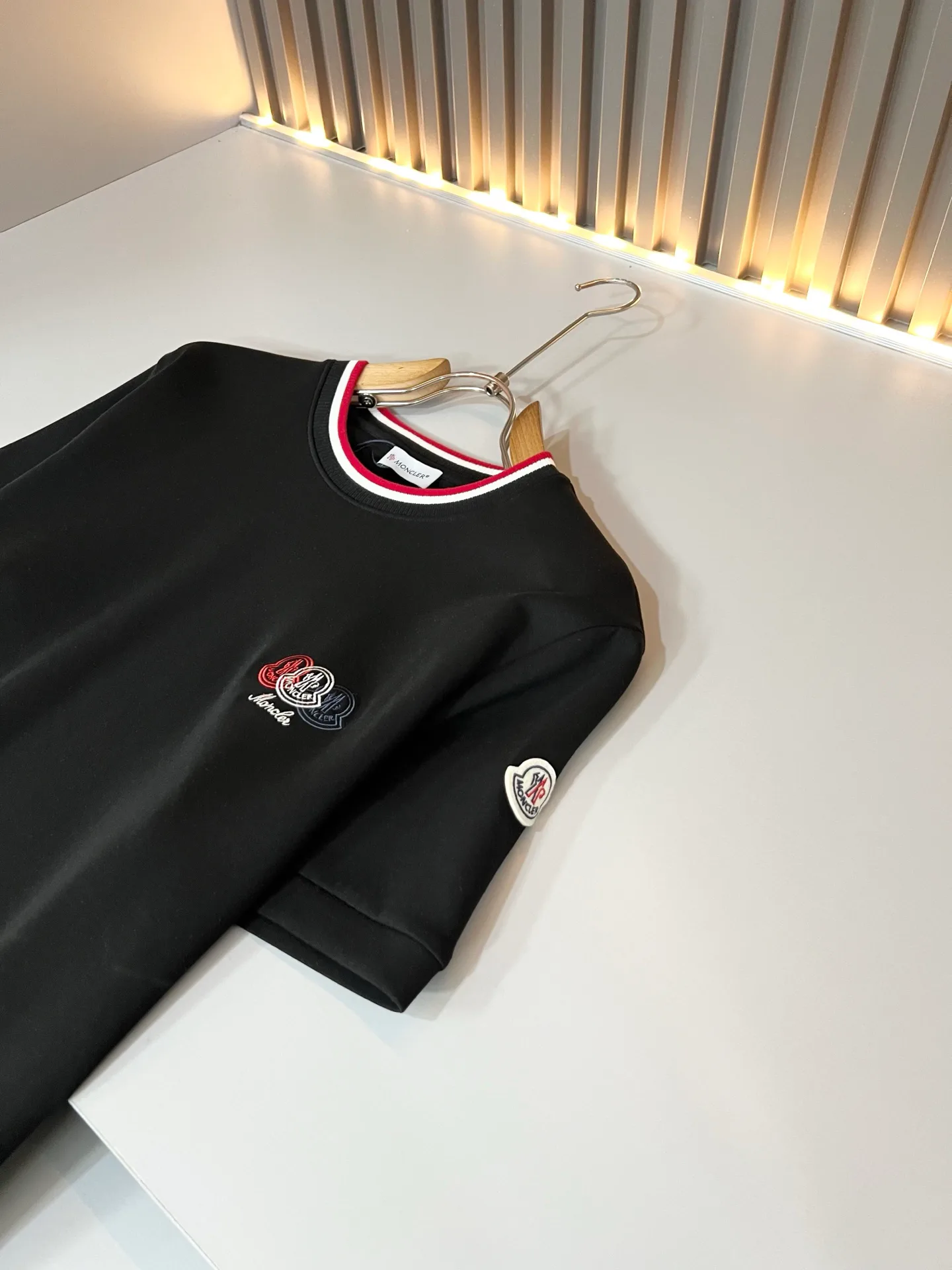 Men's T-Shirts MONCLER 18519530