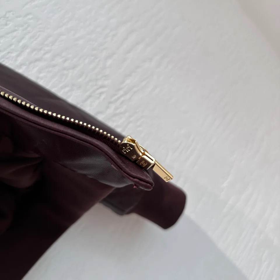 Women's Leather Jackets And Sheepskin Coats CHANEL 18417966