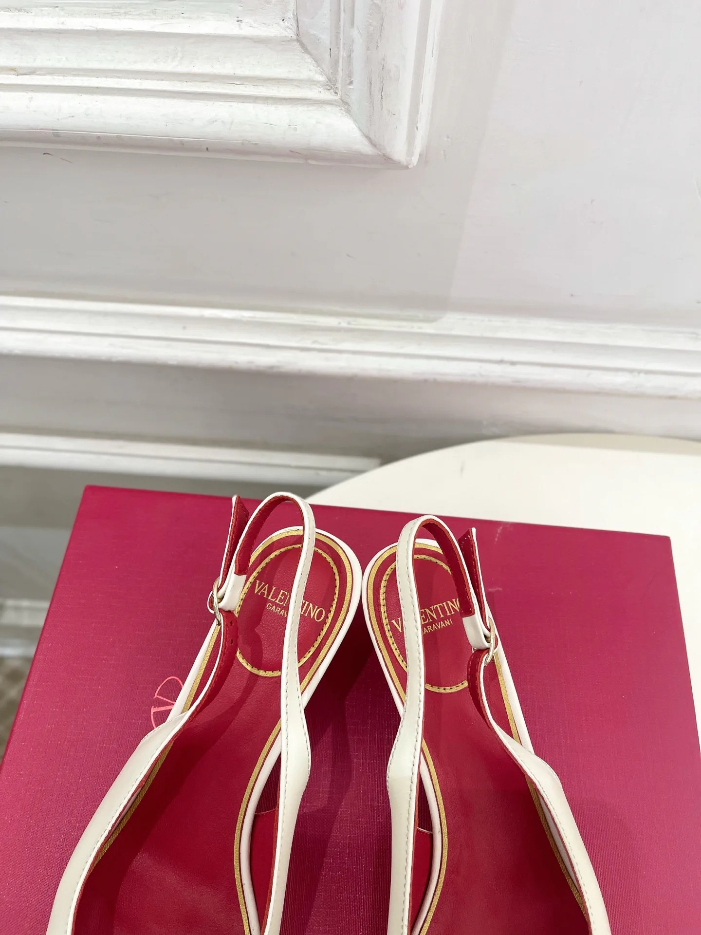 Women's Open-Toe Sandals VALENTINO 17482671