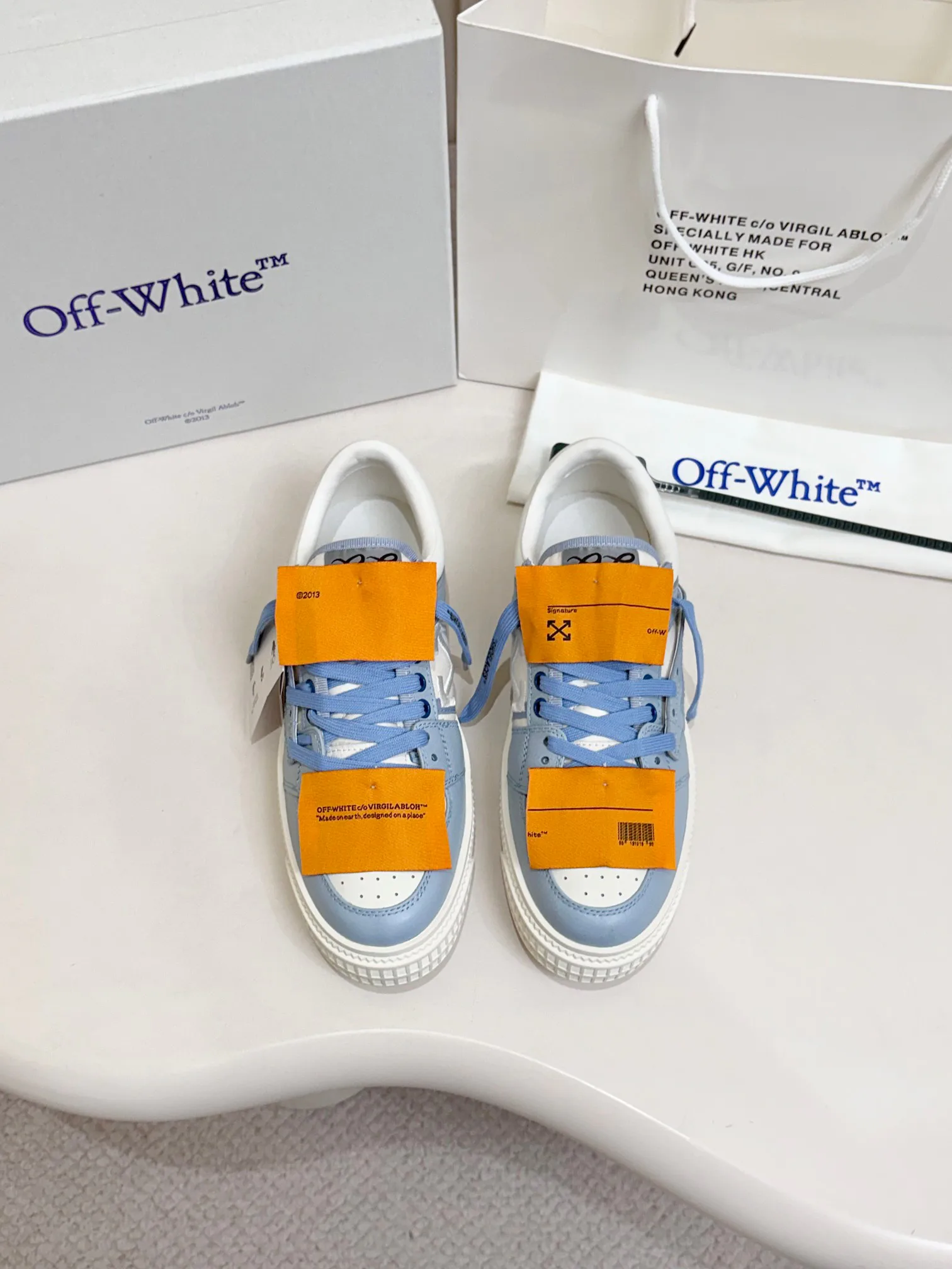 Women's Sneakers OFF-WHITE 18103209