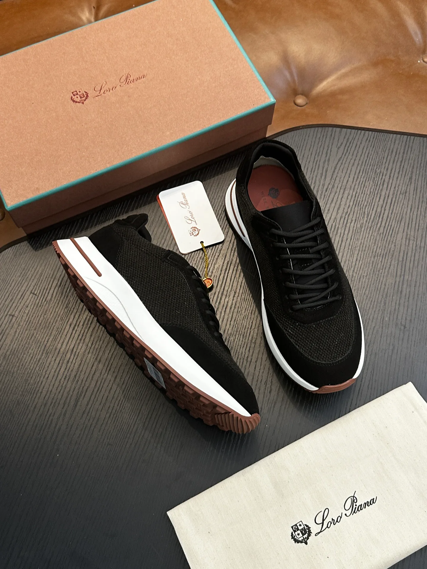 Men's Sneakers LORO PIANA 17737429