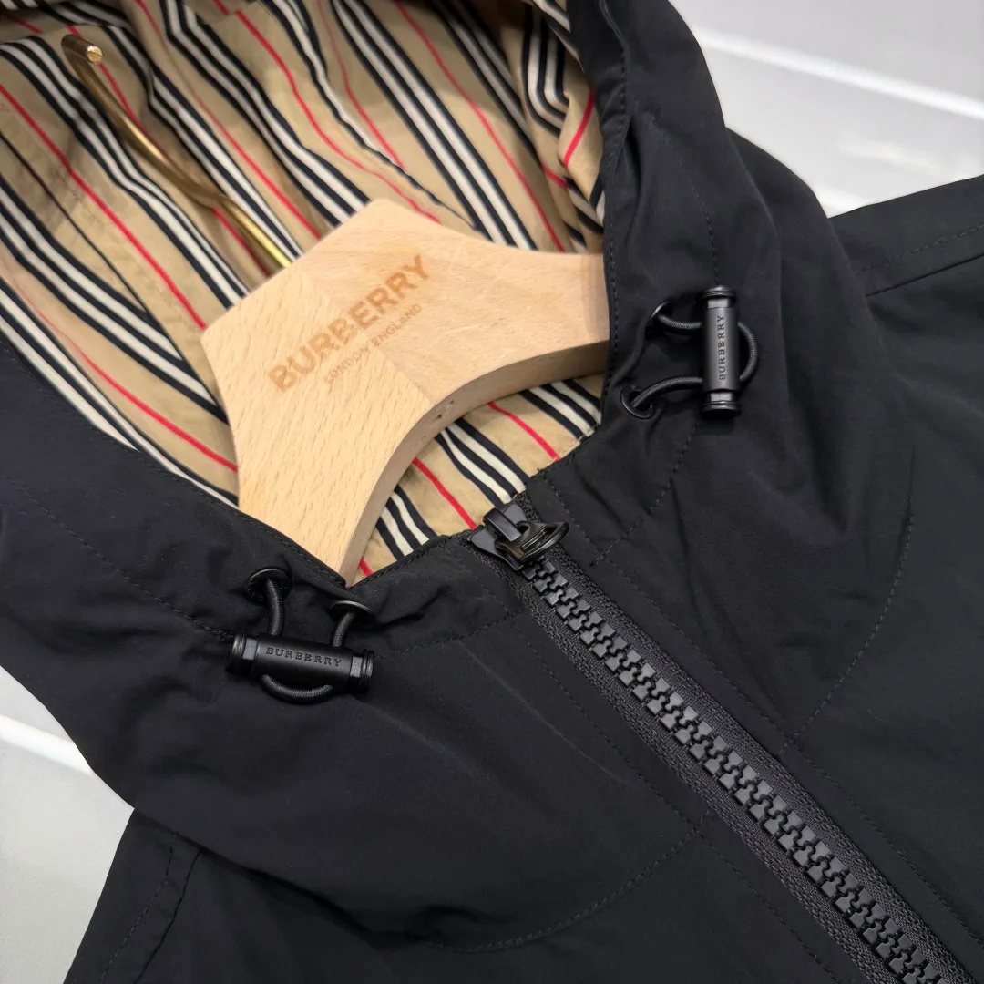 Men's Jackets And Down Jackets BURBERRY 18174129