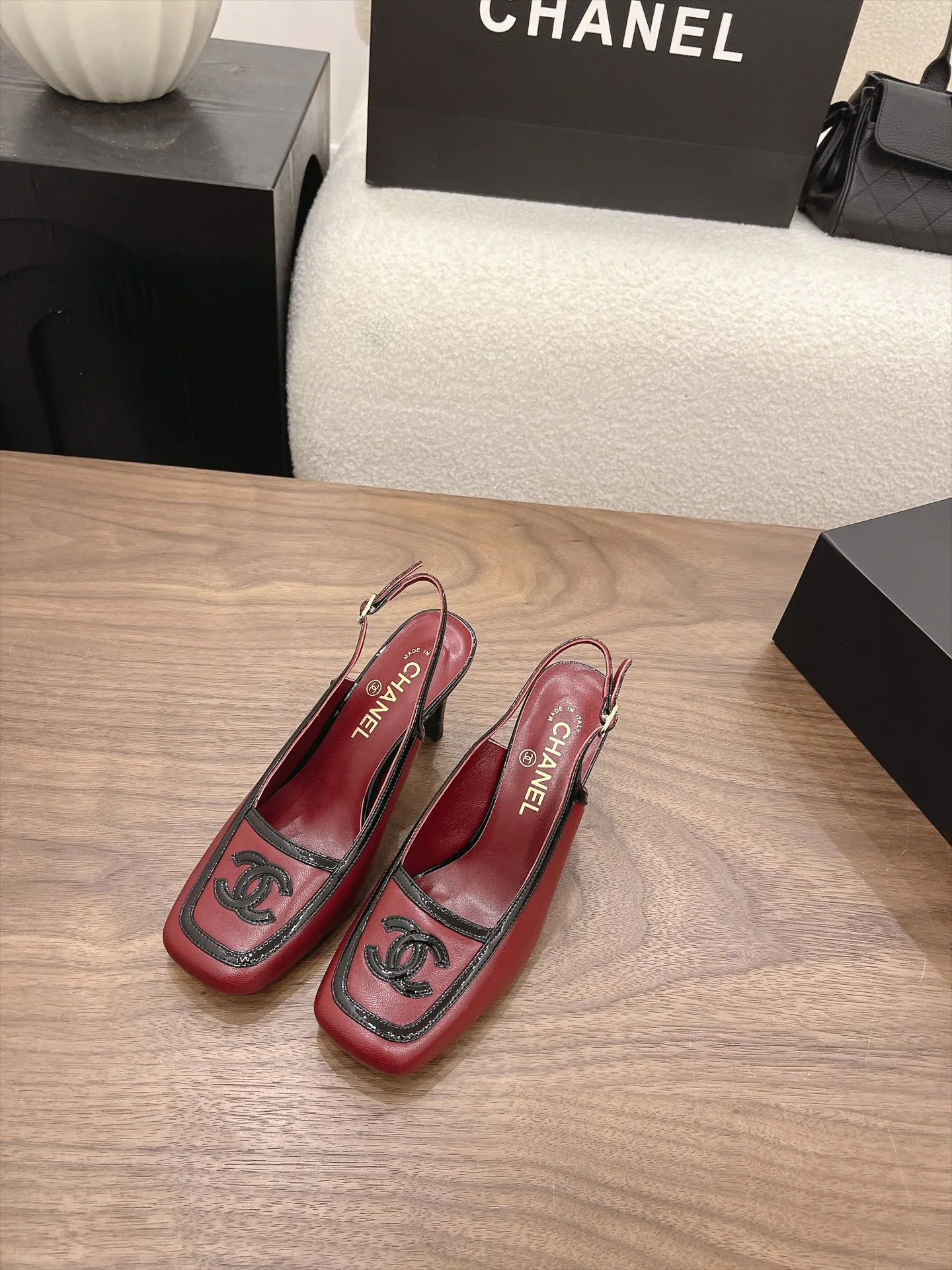 Women's Heels CHANEL 17815425