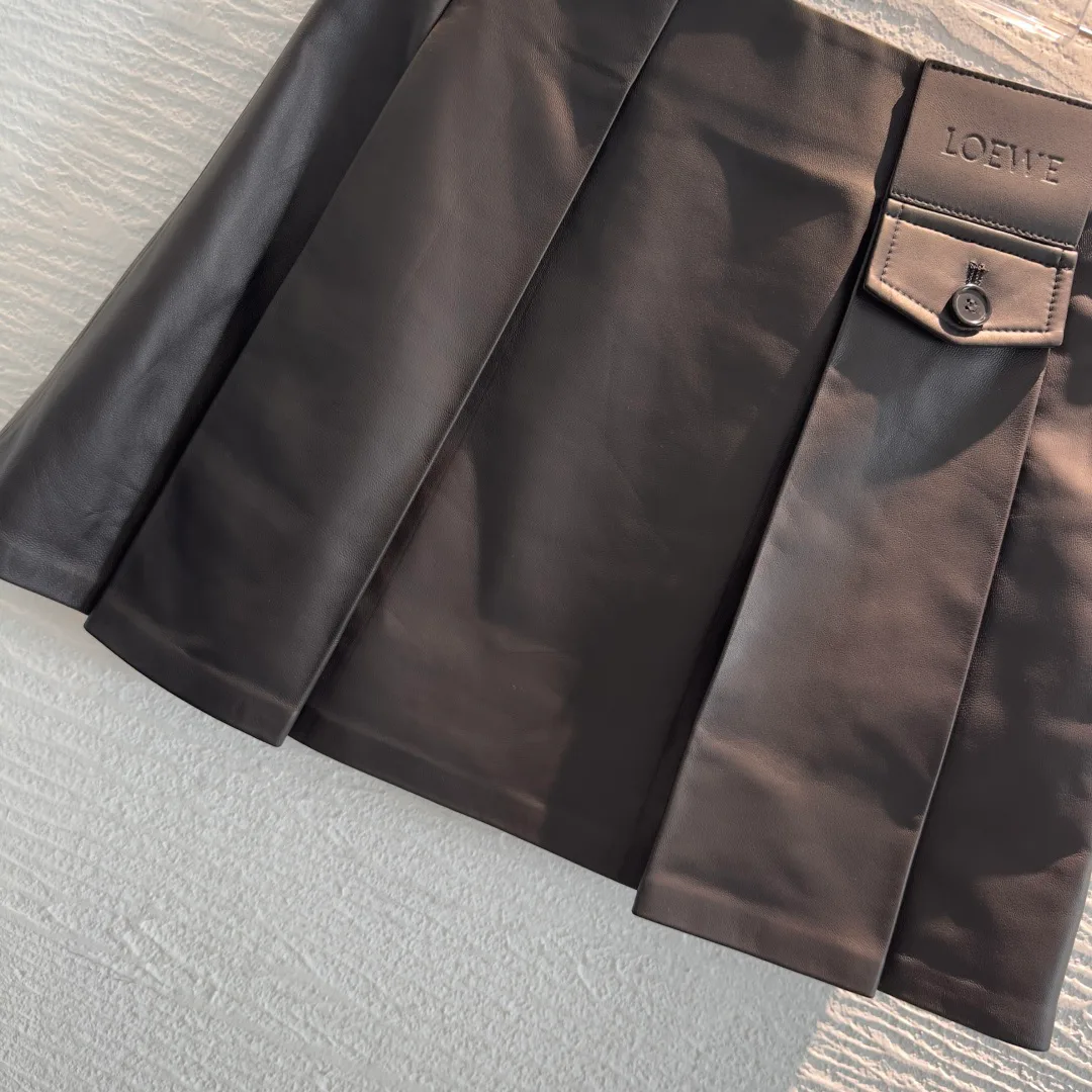 Women's Skirts LOEWE 17417141