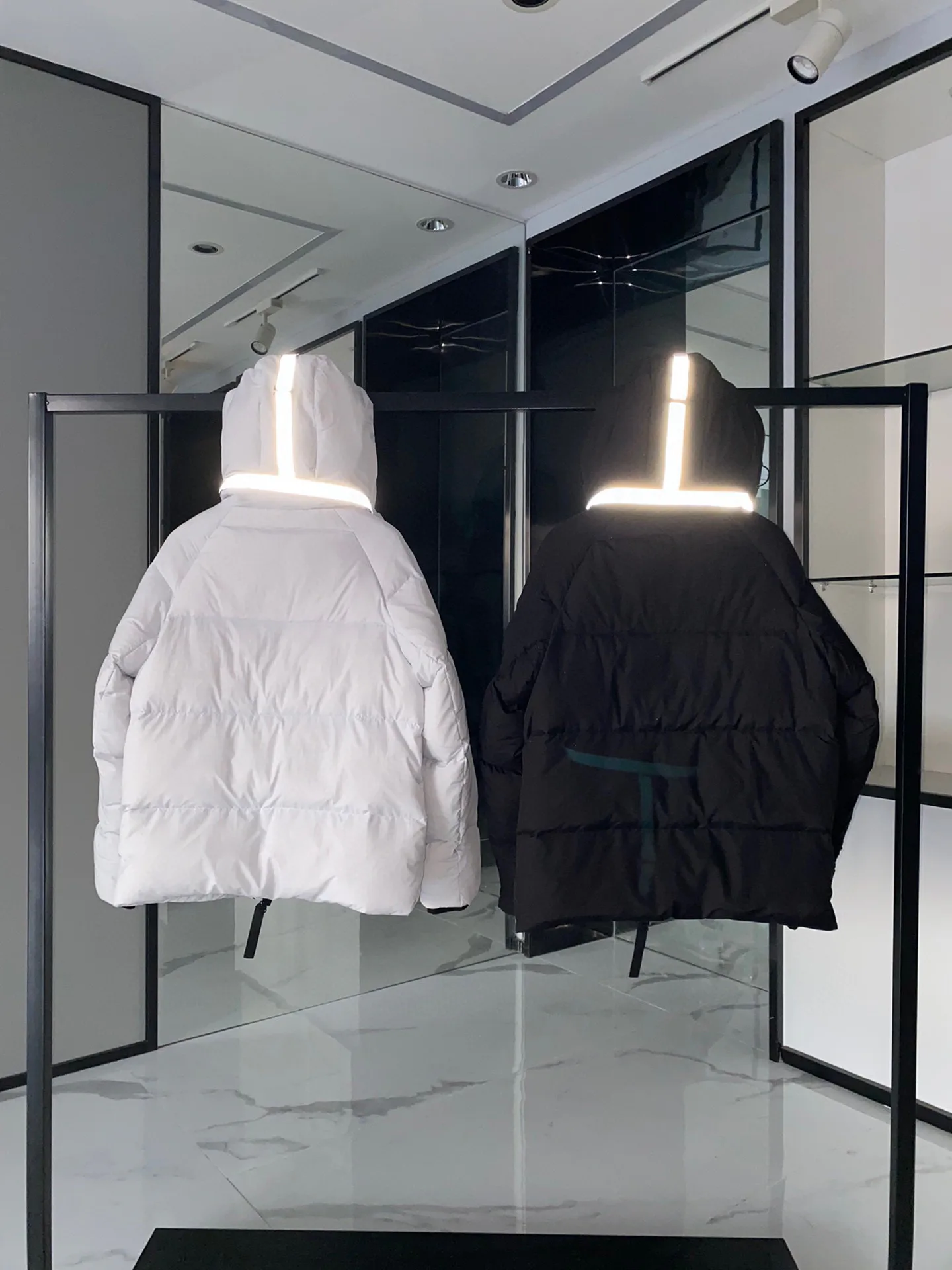 Куртки И Пуховики Мужские Canada Goose 18684502
