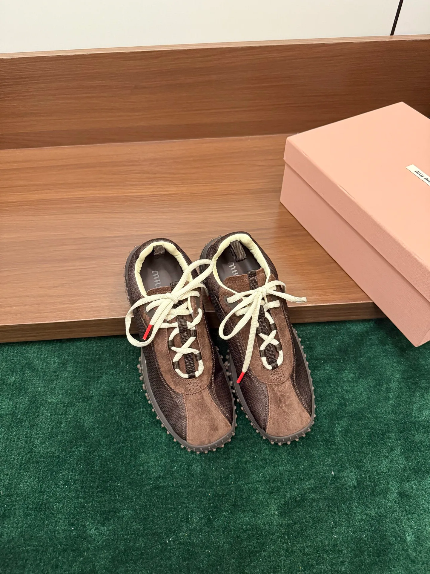 Women's Sneakers MIU MIU 18042058