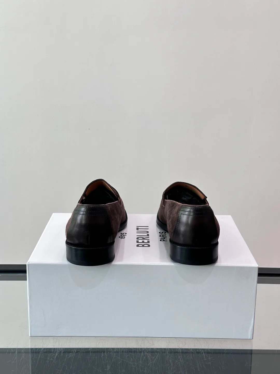 Men's Loafers And Dress Shoes BERLUTI 18079482