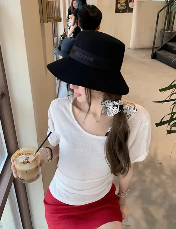 Hats CHRISTIAN DIOR 17973790