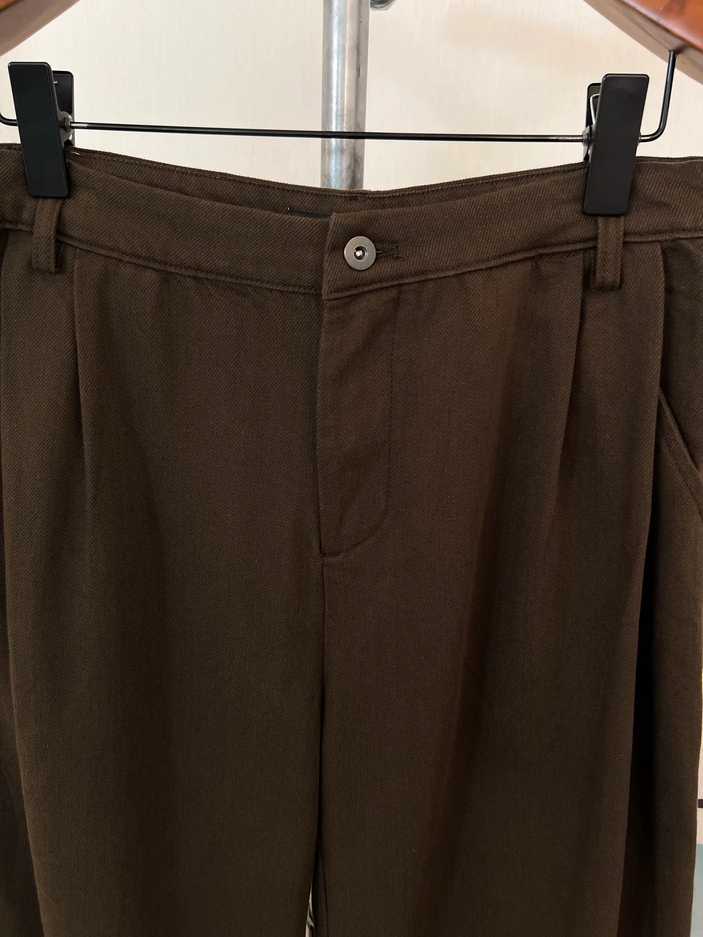 Men's Trousers MAISON MARGIELA 18343257