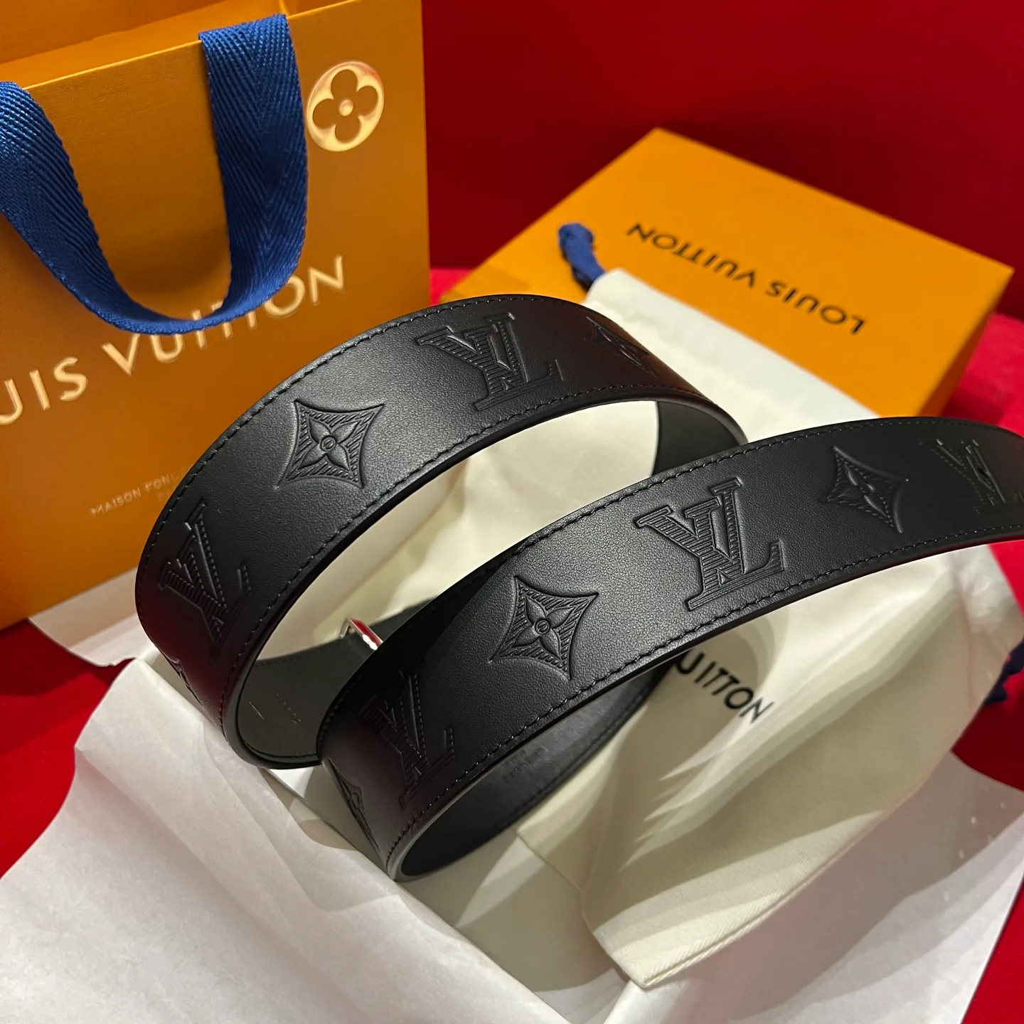 Belts LOUIS VUITTON 17645350