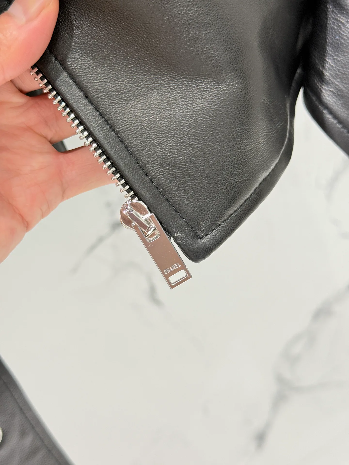 Women's Leather Jackets And Sheepskin Coats CHANEL 18082669