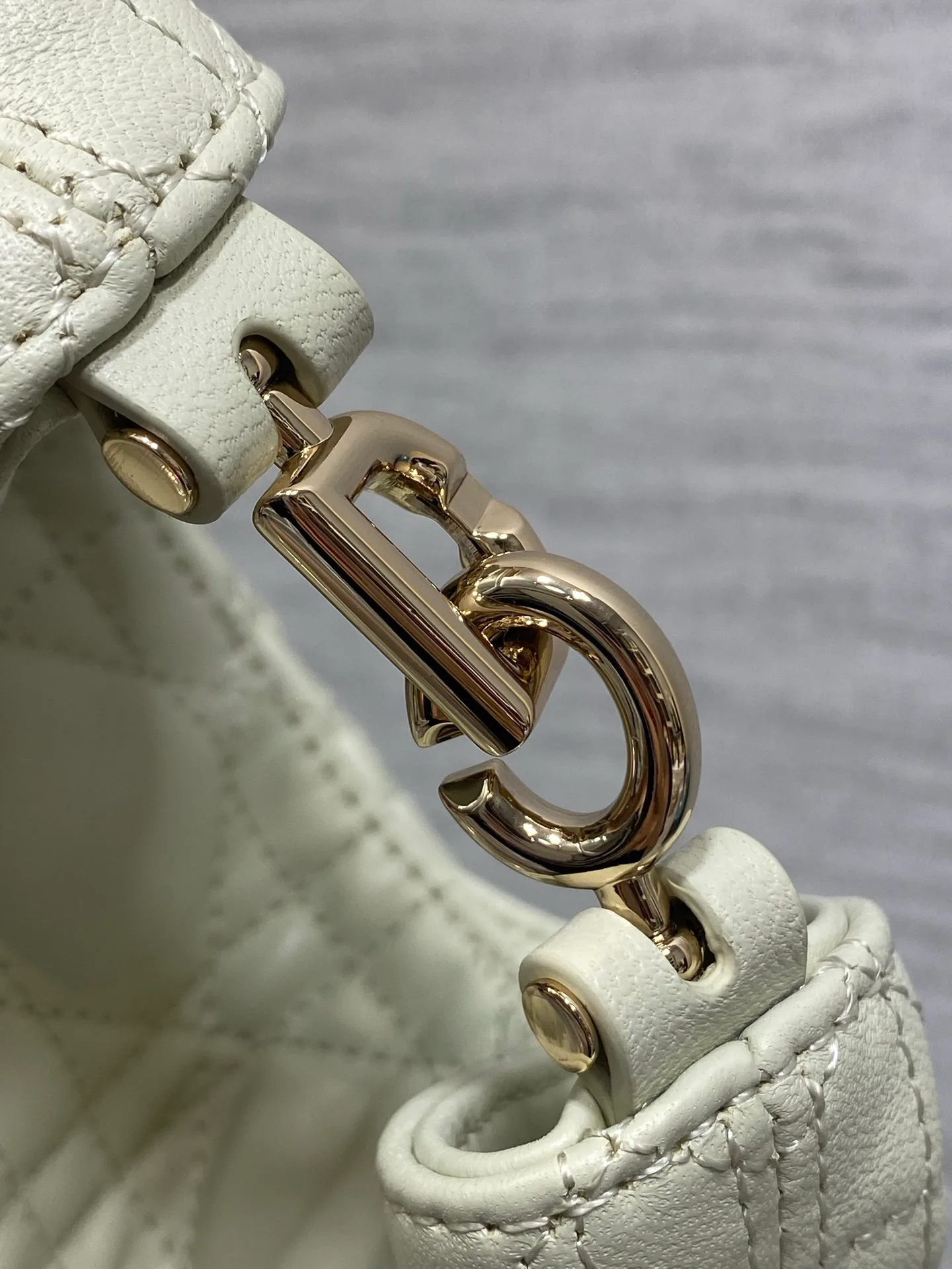 Women's Classic Handbags CHRISTIAN DIOR 18242108