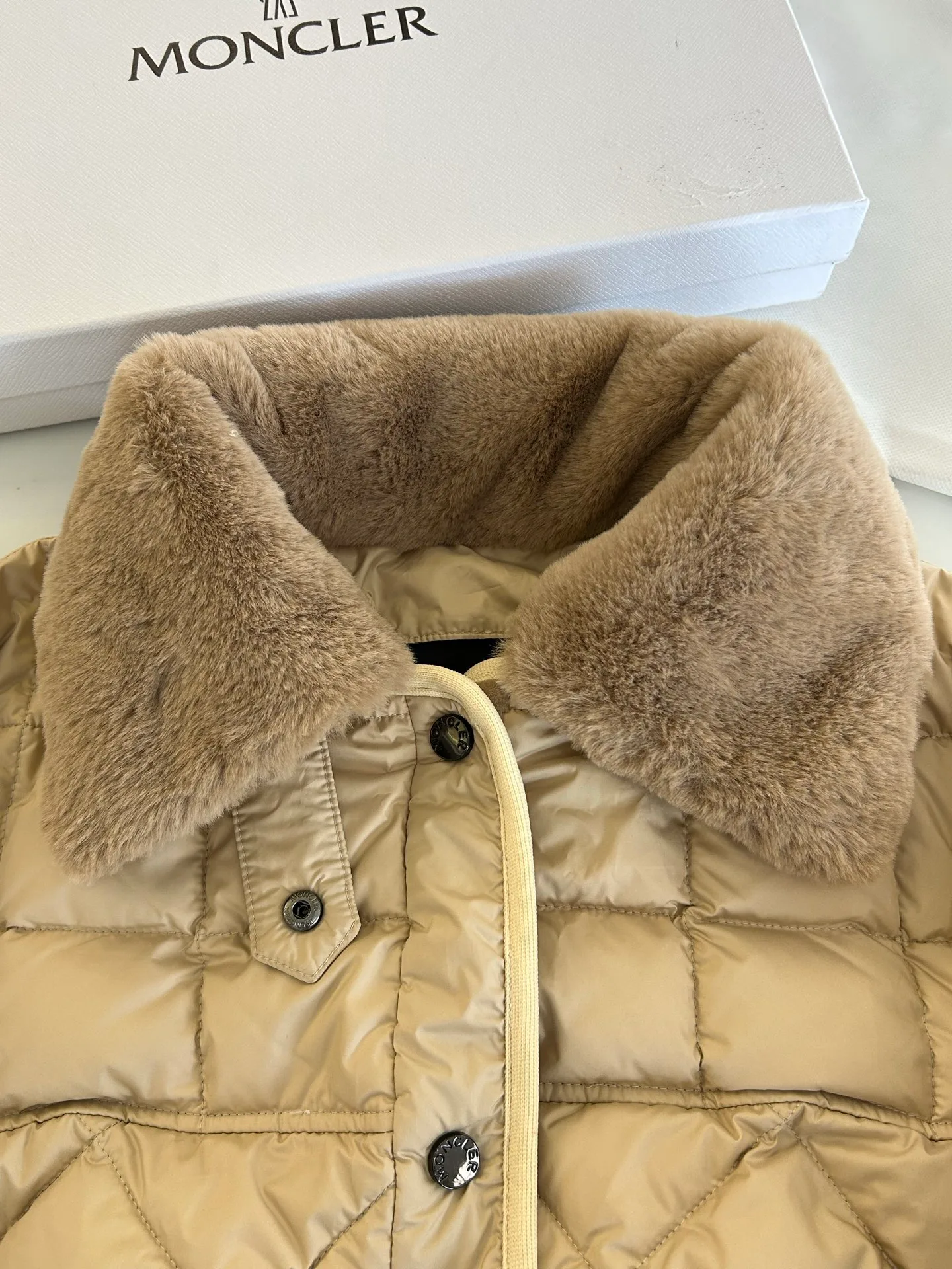 Men's Jackets And Down Jackets MONCLER 18231453