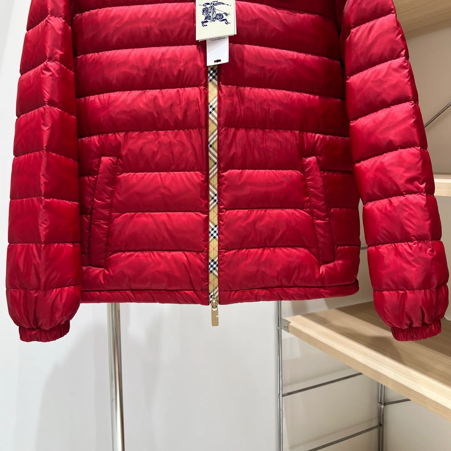 Women's Jackets And Down Jackets BURBERRY 18110901