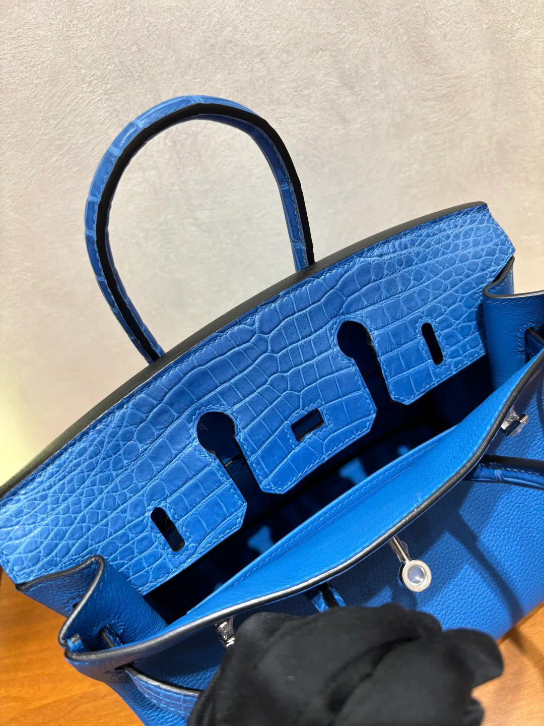 Women's Classic Handbags HERMES 17415798