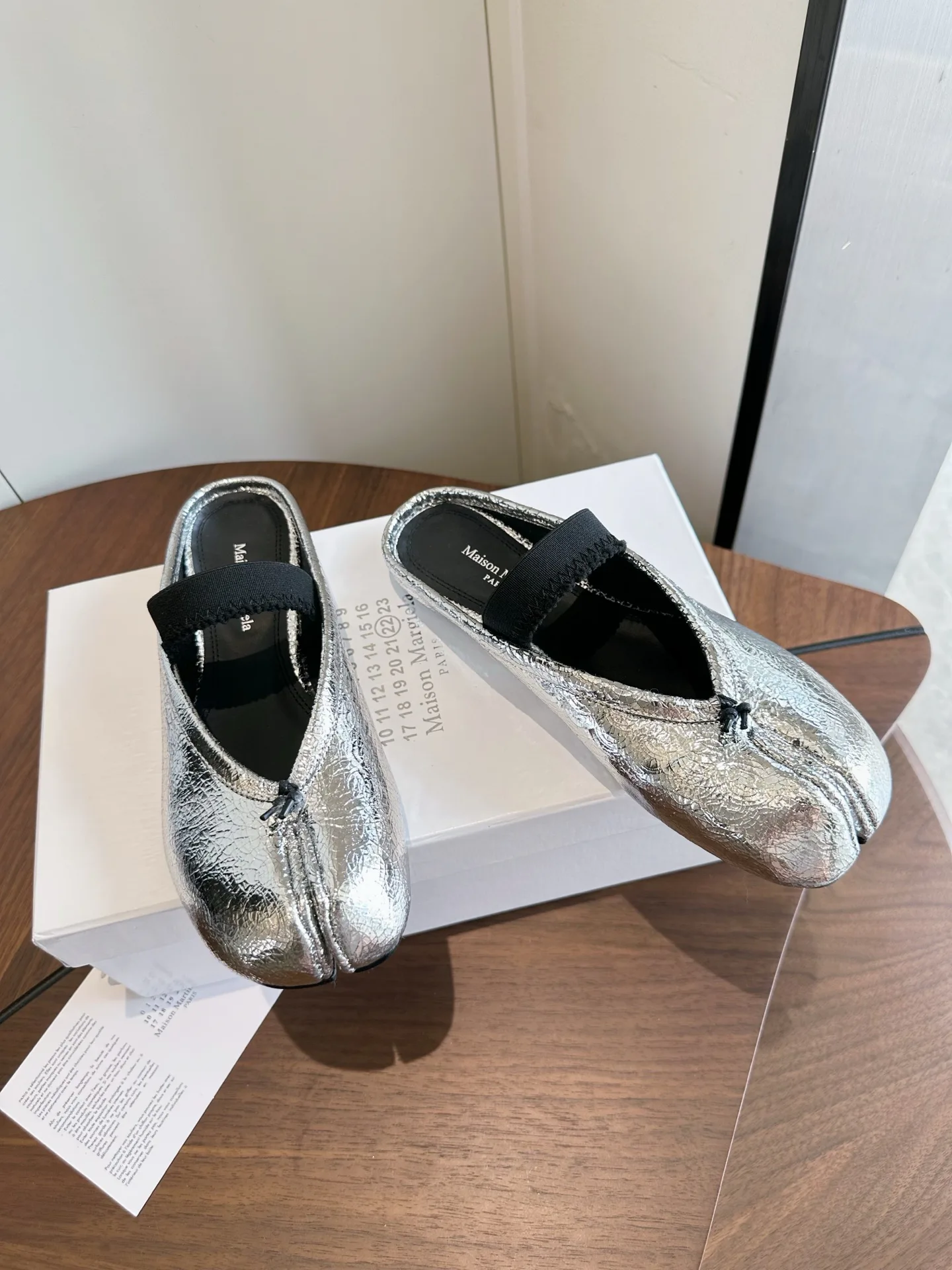 Women's Mules And Clogs MAISON MARGIELA 18444037