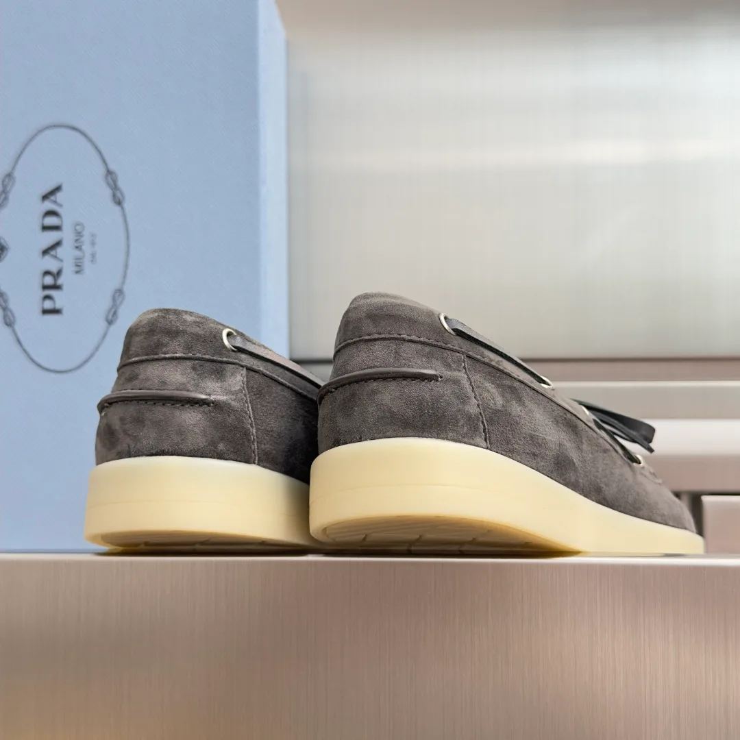 Women's Loafers And Moccasins PRADA 18505185
