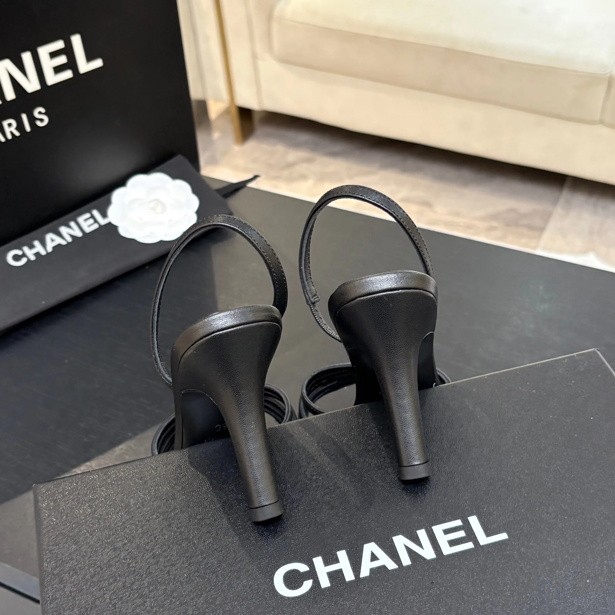 Women's Open-Toe Sandals CHANEL 16932185