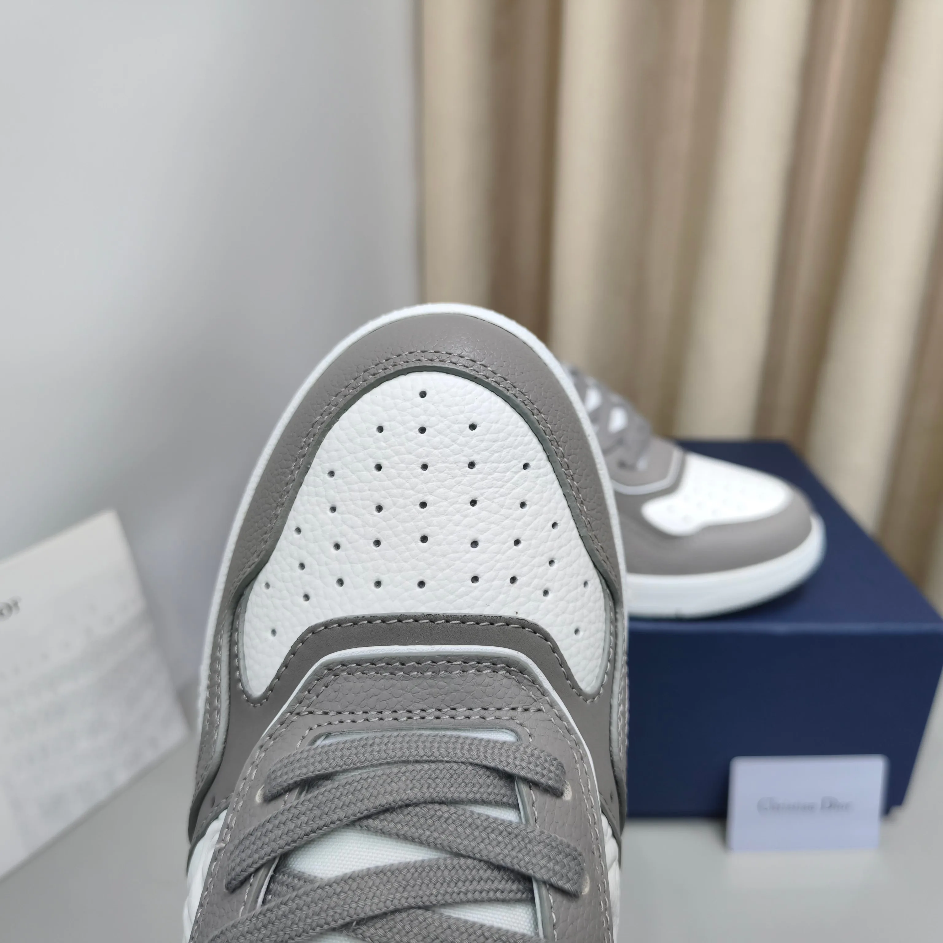 Women's Sneakers CHRISTIAN DIOR 17988875