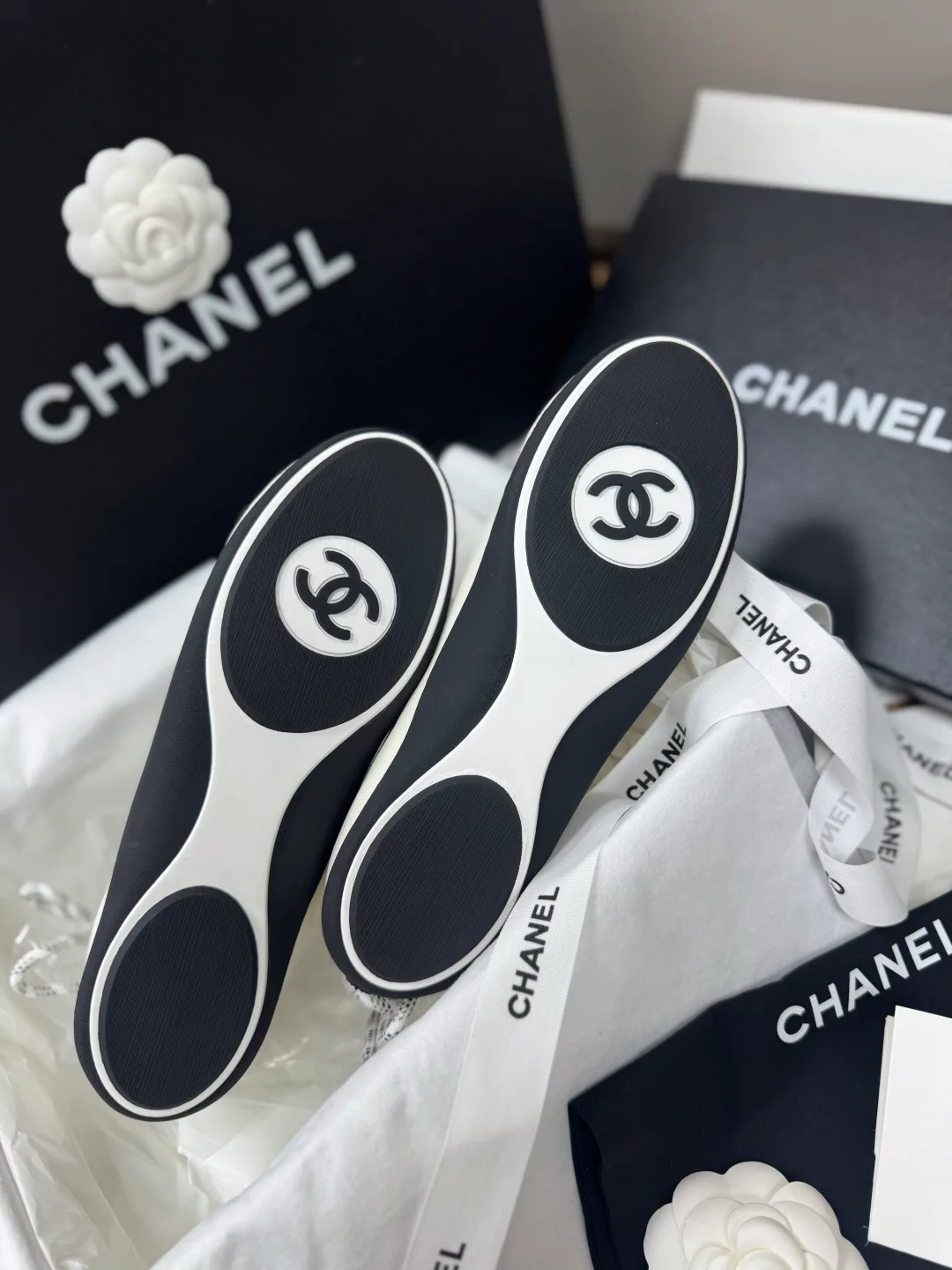 Women's Sneakers CHANEL 17736332
