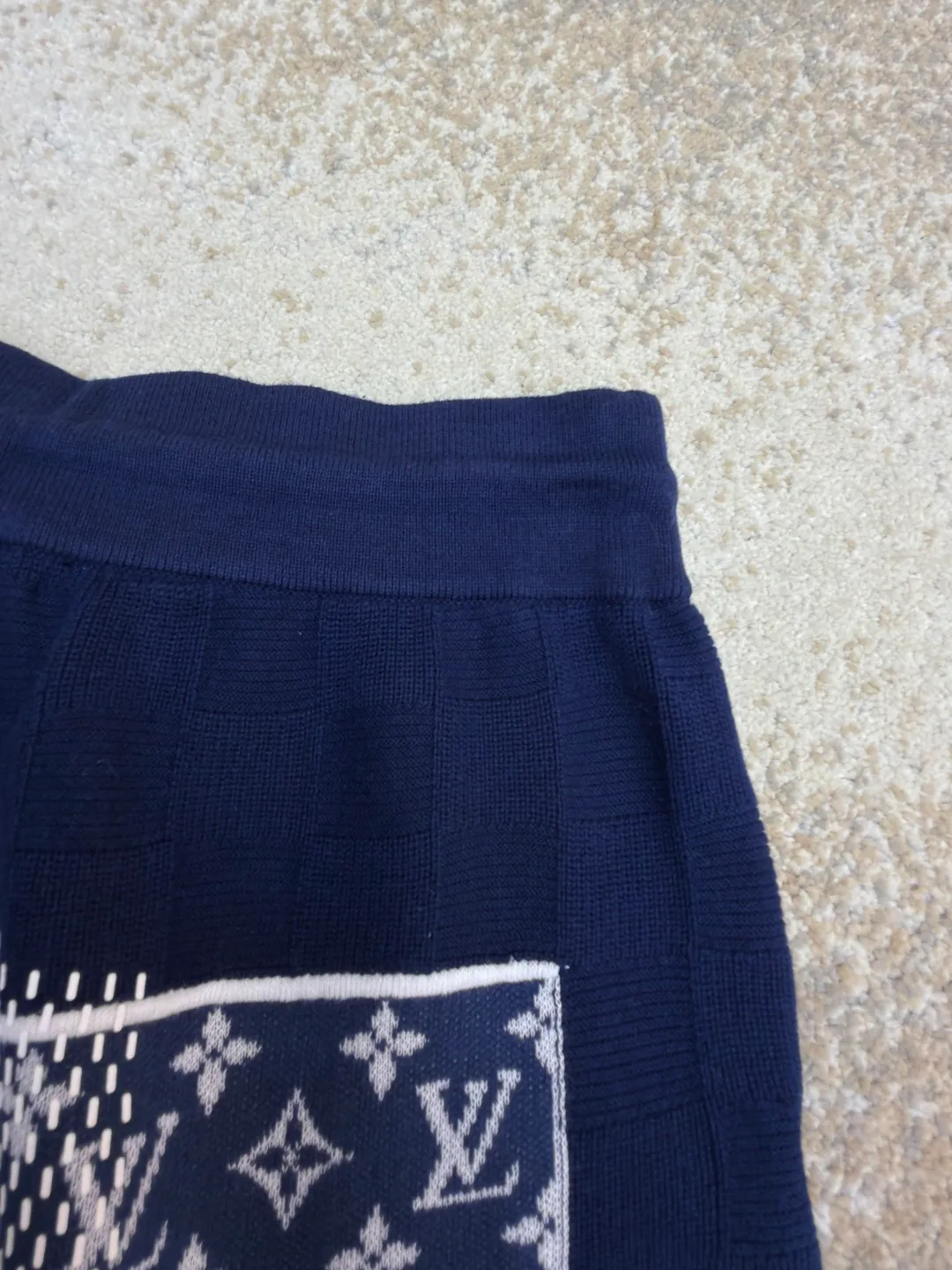 Men's Shorts LOUIS VUITTON 17527111