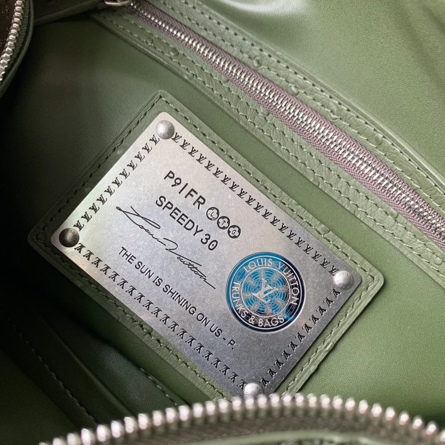 Women's Classic Handbags LOUIS VUITTON 18147443