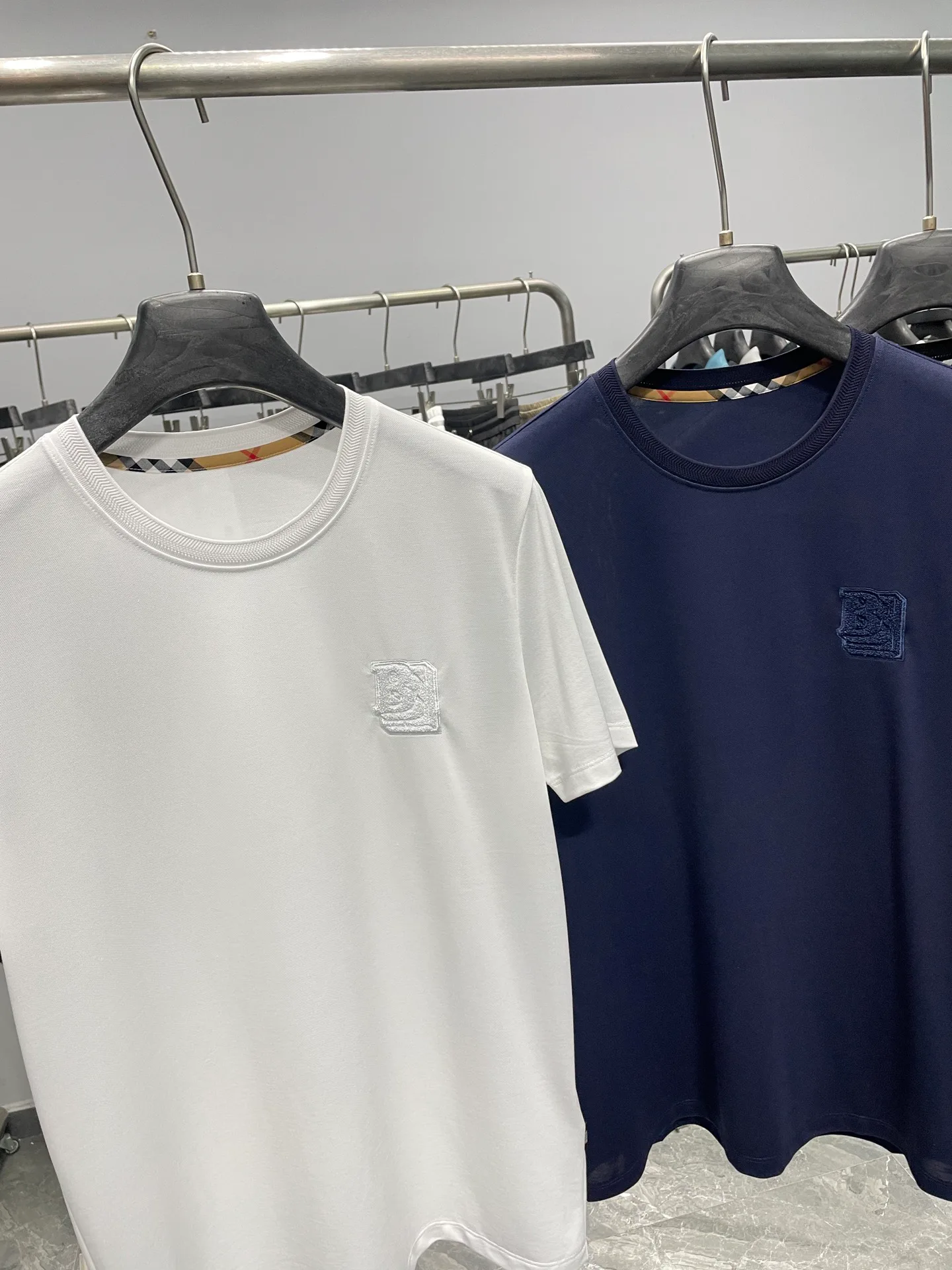 Men's T-Shirts BURBERRY 17371136