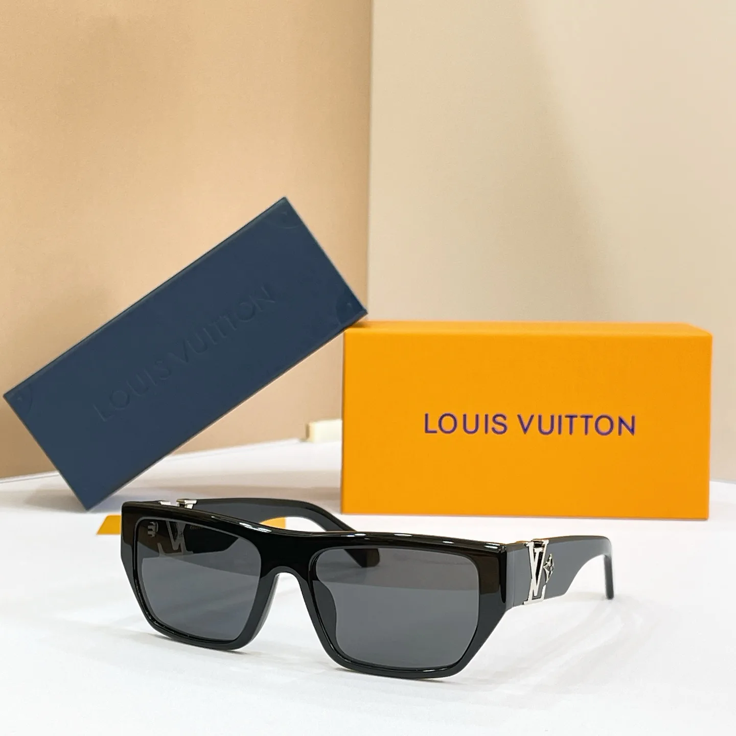 Glasses LOUIS VUITTON 17495878