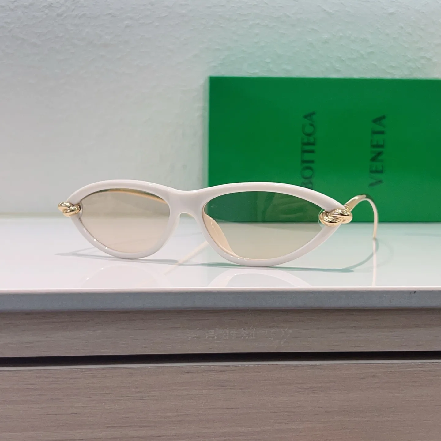 Glasses BOTTEGA VENETA 16872391