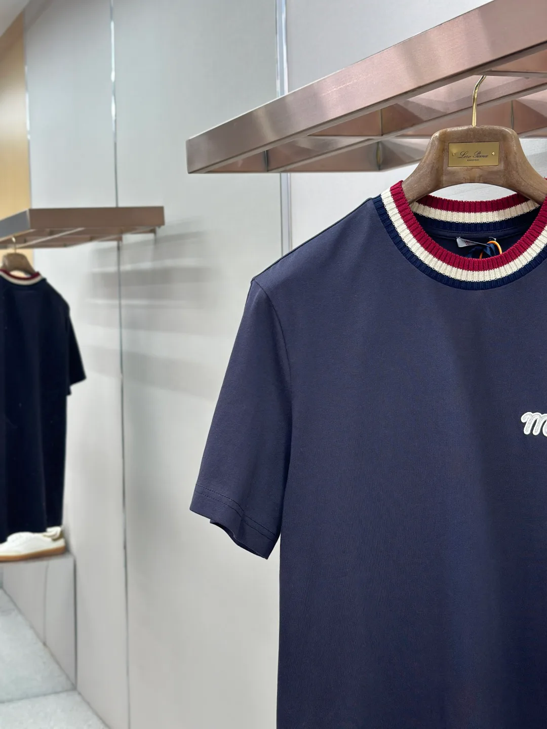 Women's T-Shirts MONCLER 18190996