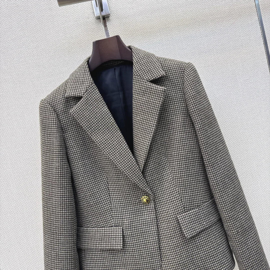 Women's Blazers CHANEL 18435735