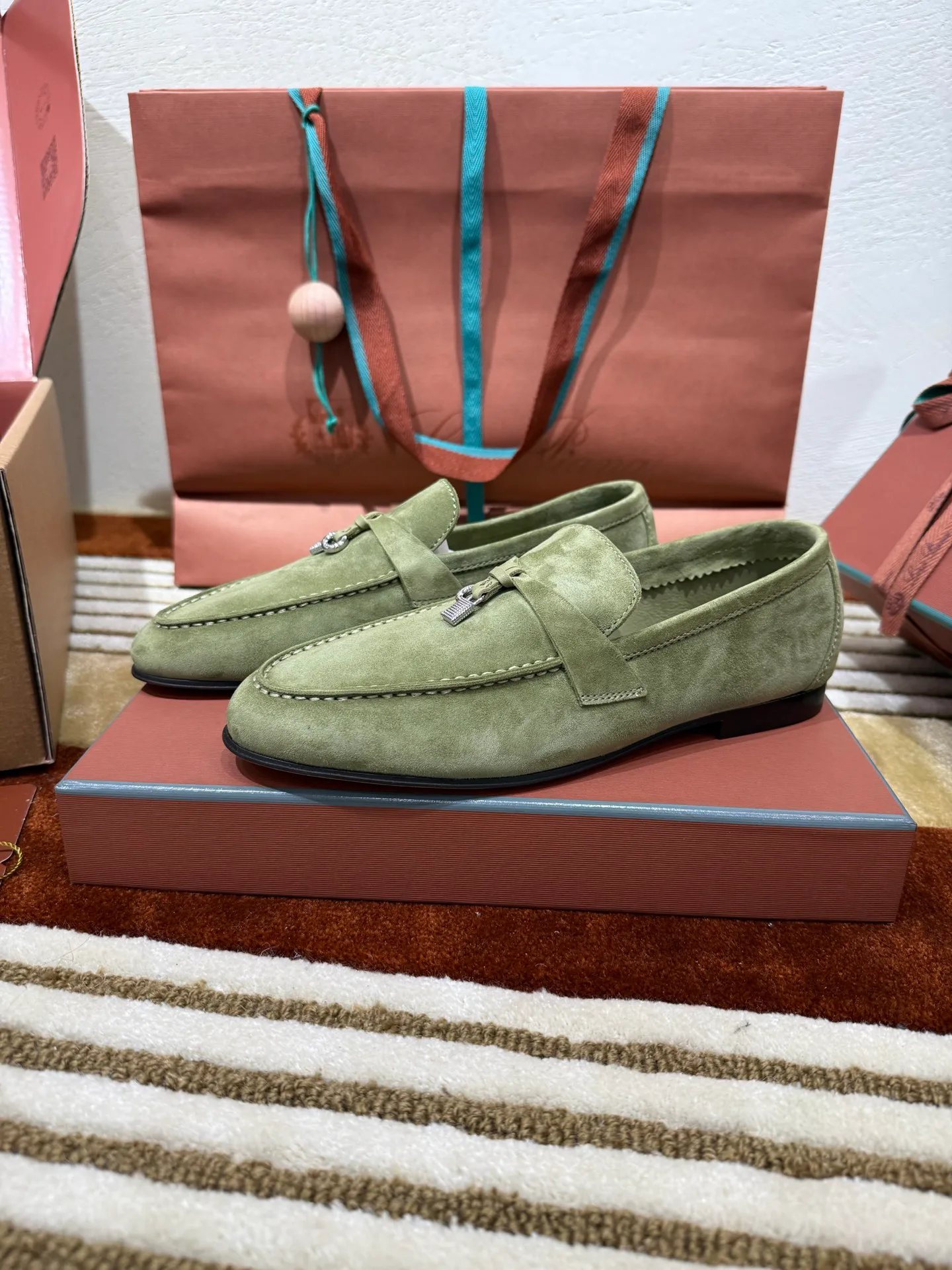 Women's Loafers And Moccasins LORO PIANA 18143196