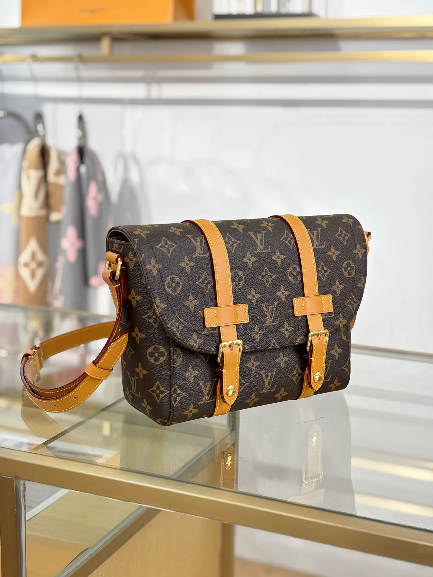 Women's Classic Handbags LOUIS VUITTON 17979871