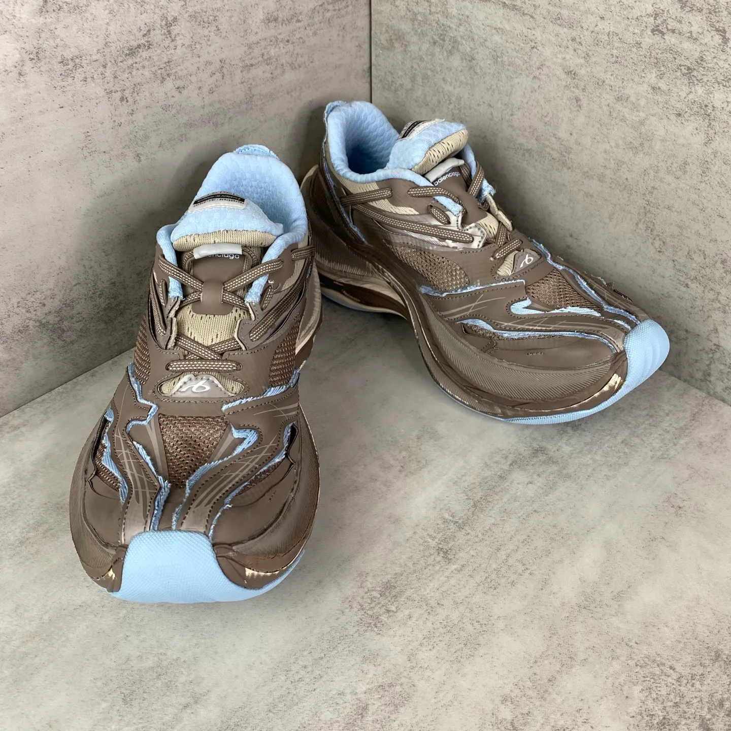 Women's Sneakers BALENCIAGA 18011899