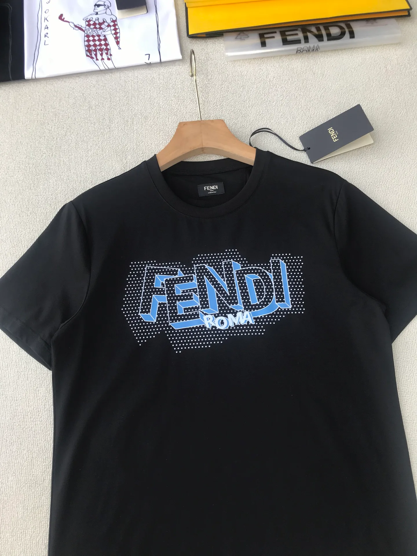 Men's T-Shirts FENDI 17682798