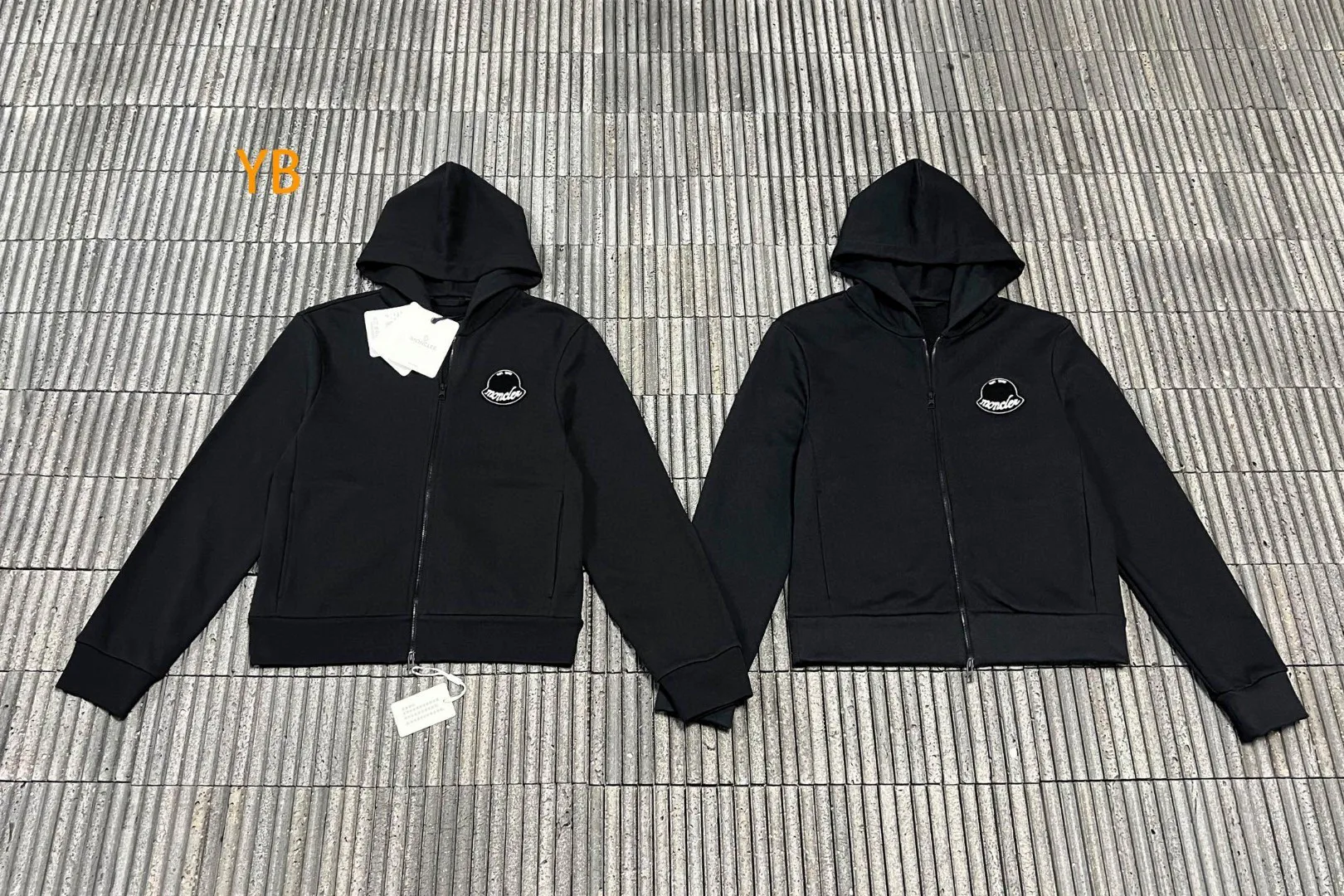 Men's Sweatshirts And Hoodies MONCLER 17571999