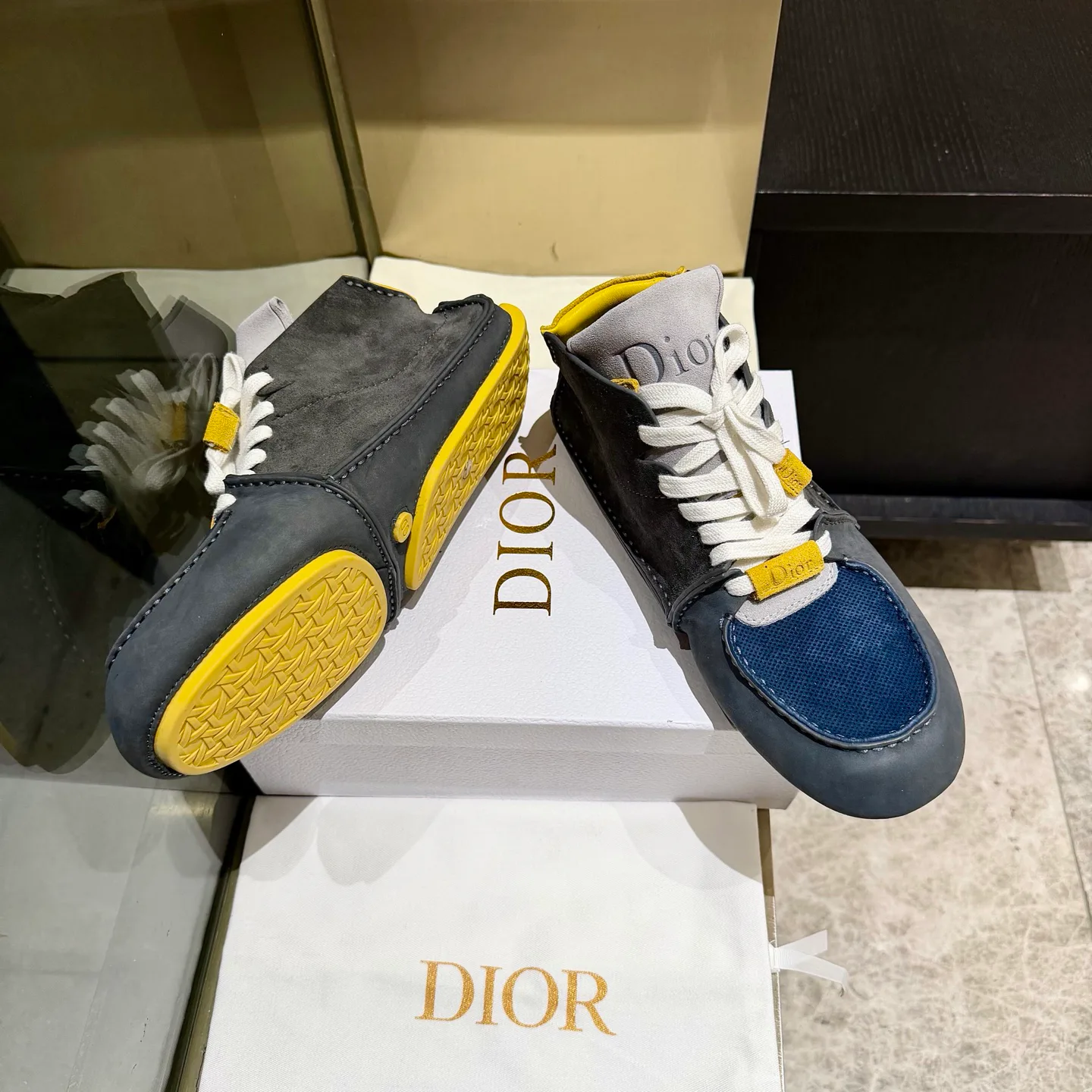 Кроссовки Женские Christian Dior 18643501