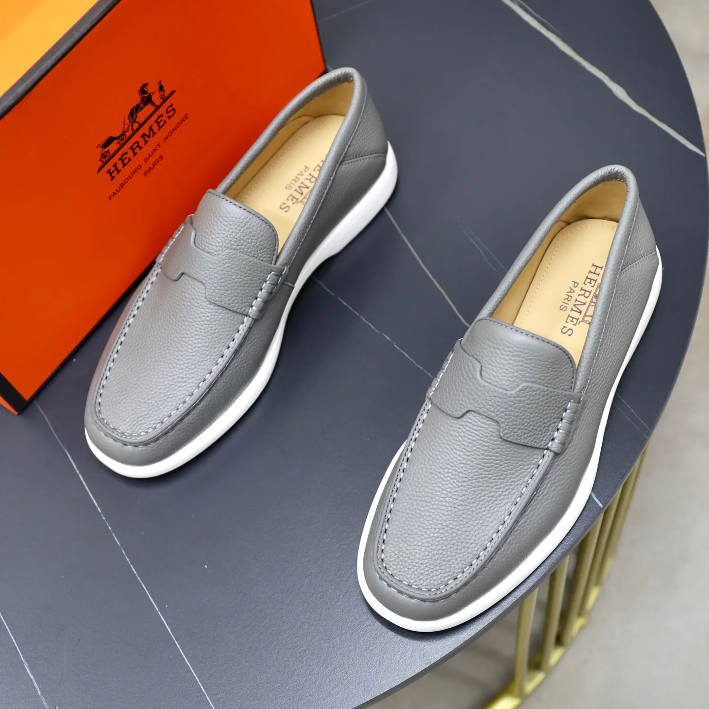 Men's Loafers And Dress Shoes HERMES 18103081