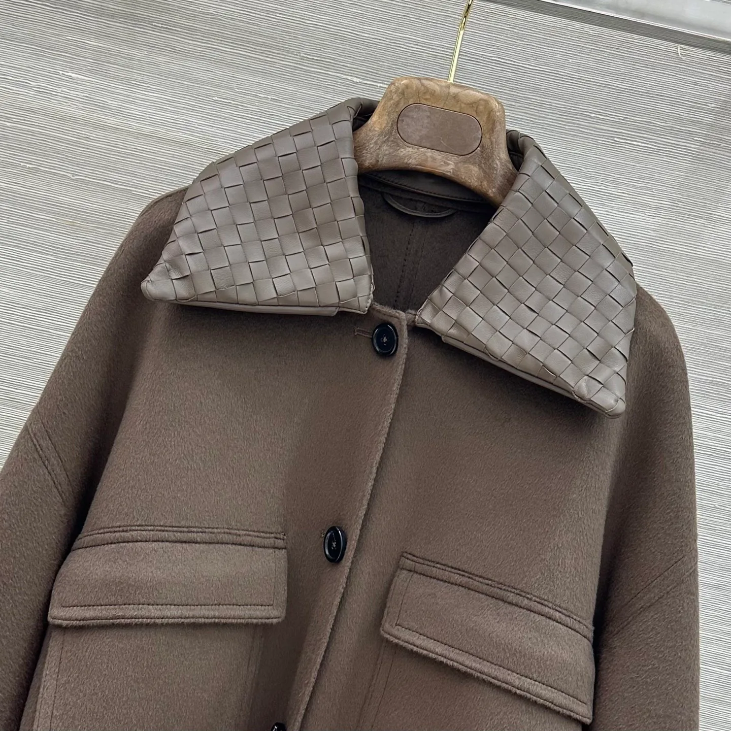 Куртки И Пуховики Женские Bottega Veneta 18657426