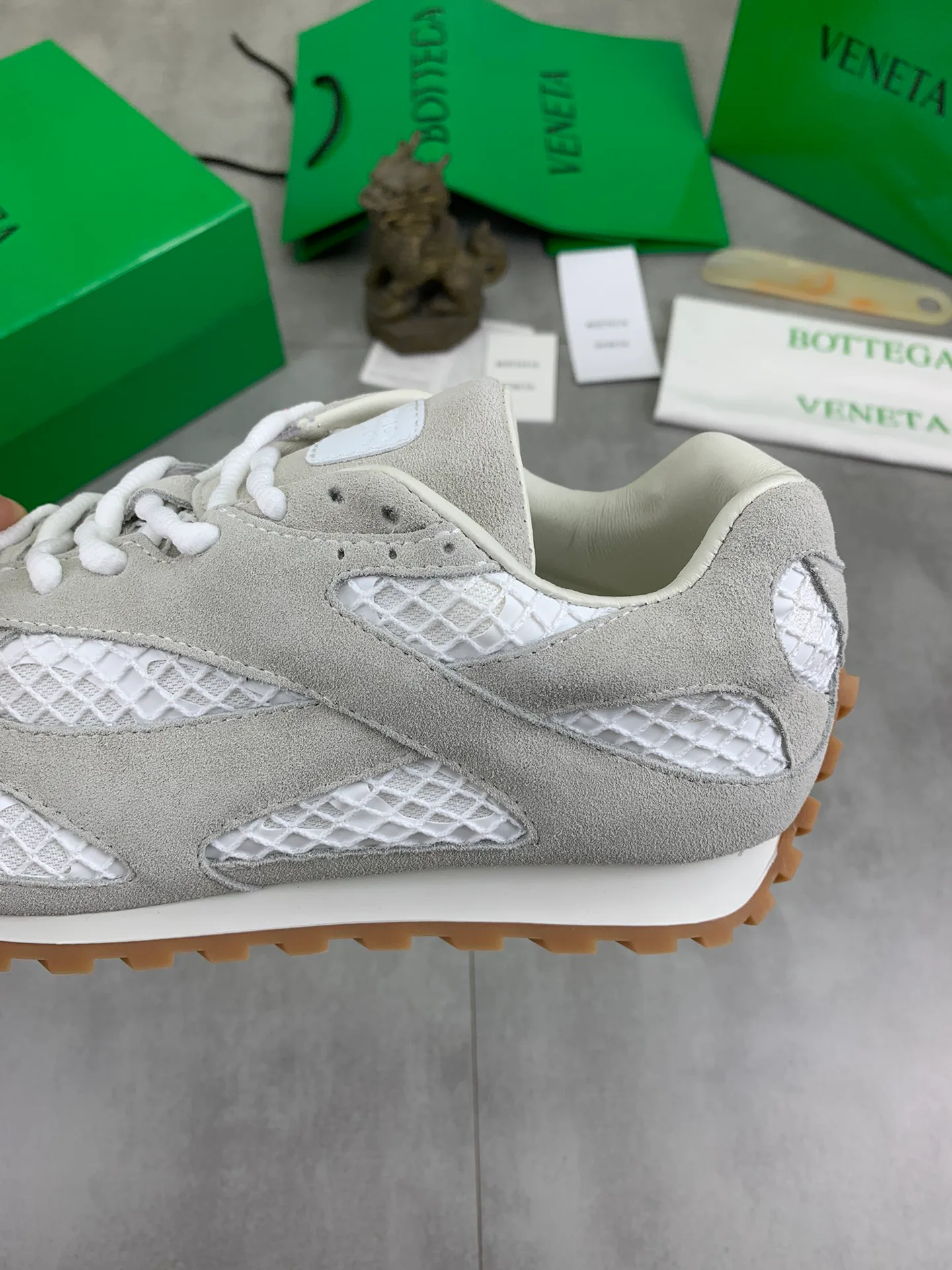 Women's Sneakers BOTTEGA VENETA 18365182