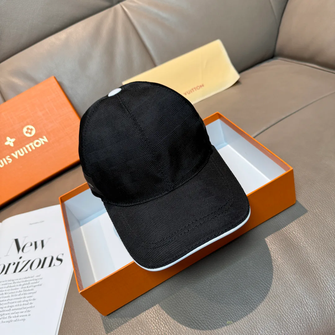 Hats LOUIS VUITTON 17515271