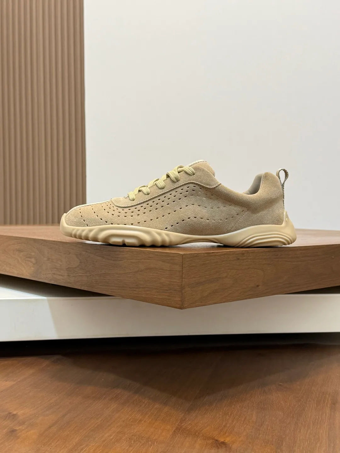 Men's Sneakers HERMES 18118875