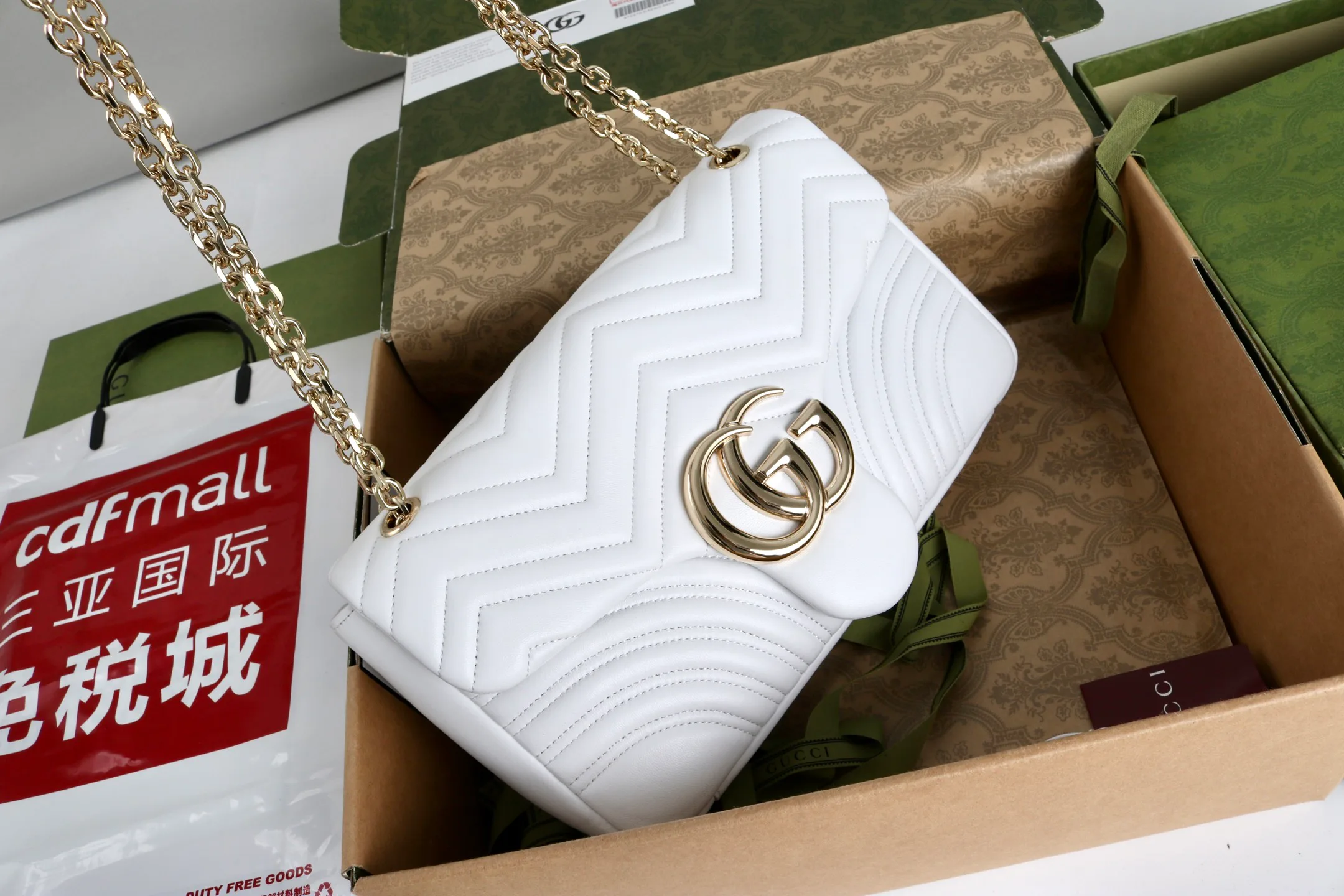 Women's Classic Handbags GUCCI 18223240