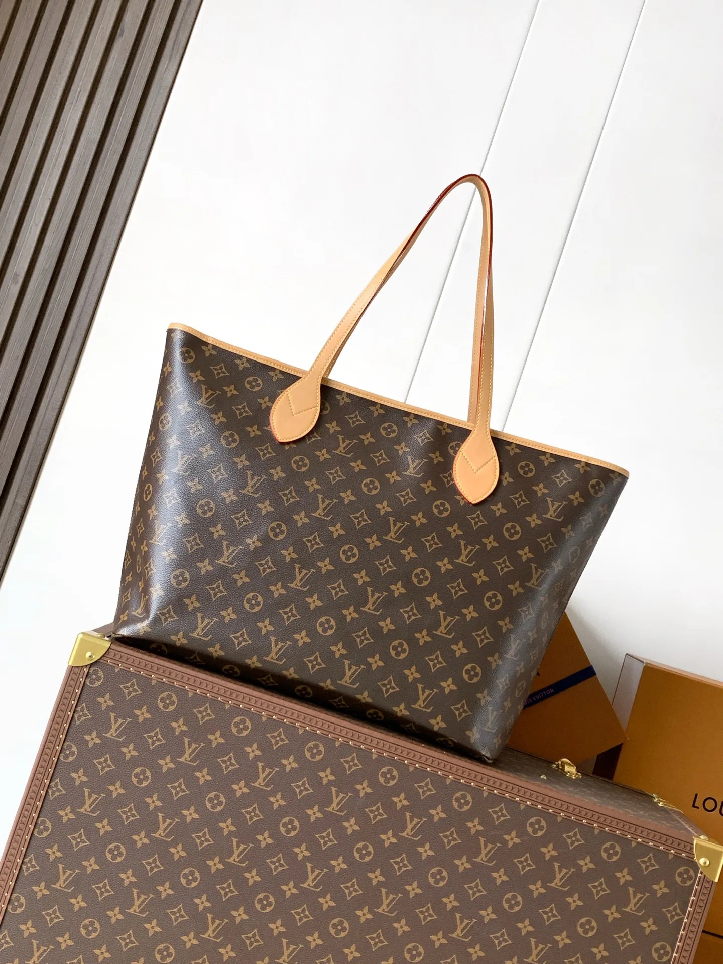 Women's Classic Handbags LOUIS VUITTON 17904124