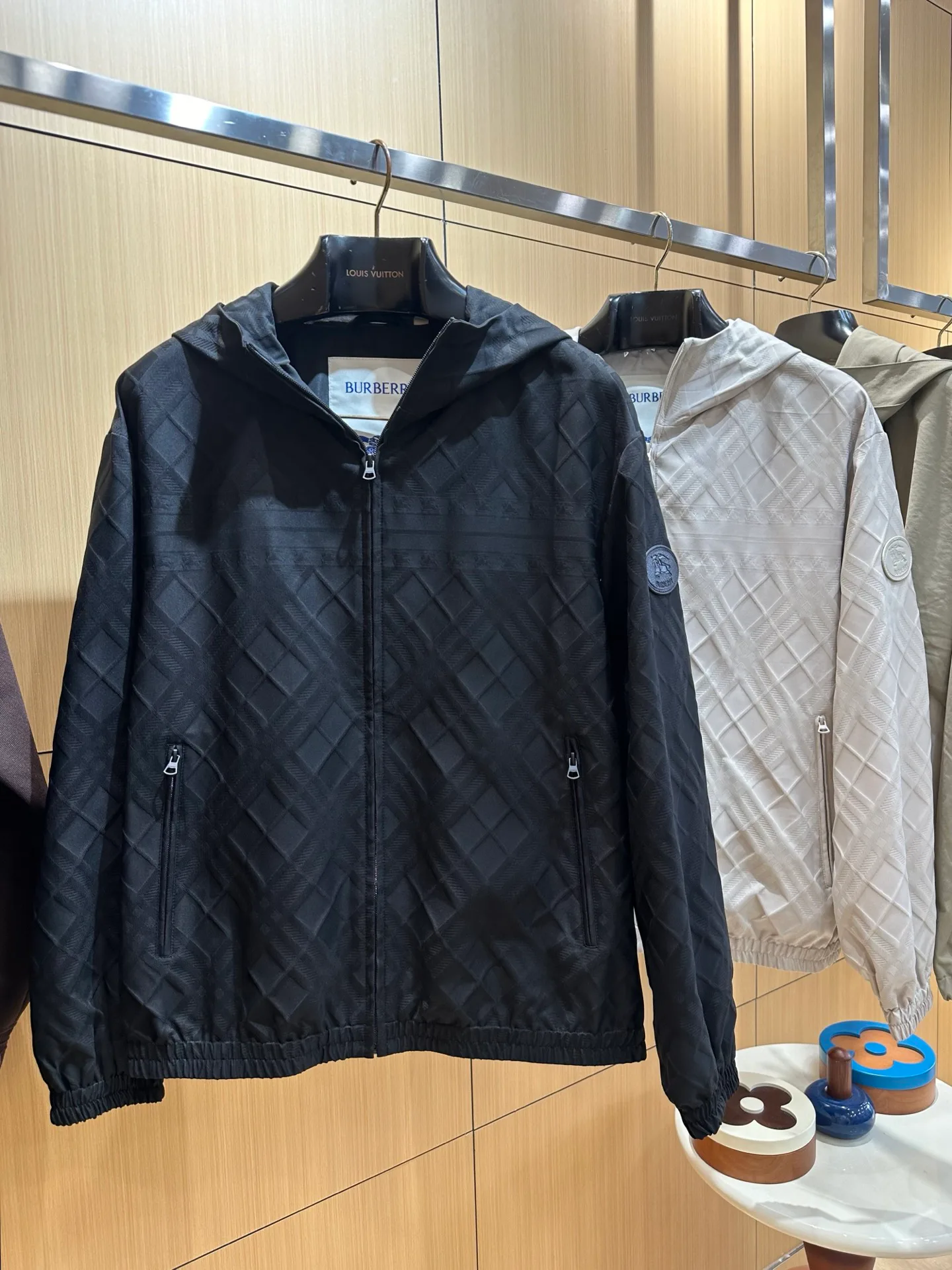 Men's Jackets And Down Jackets BURBERRY 17699376