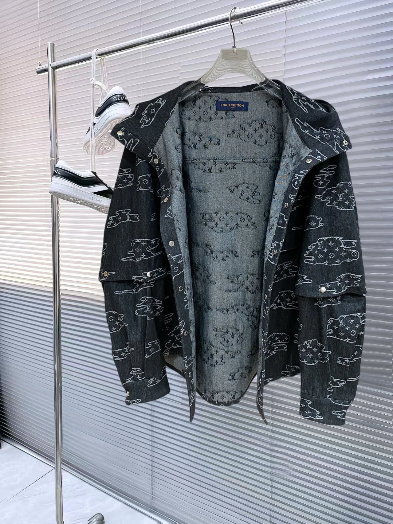 Men's Jackets And Down Jackets LOUIS VUITTON 17966742