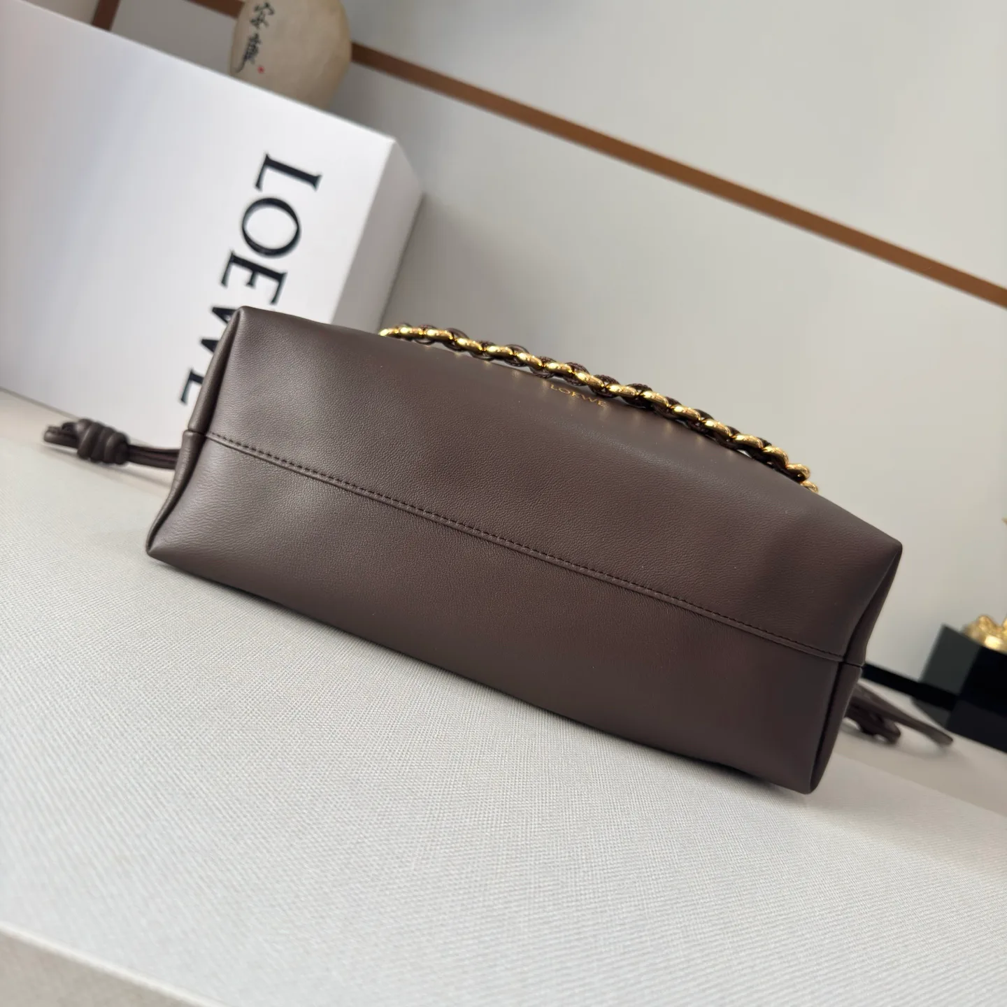 Women's Classic Handbags LOEWE 17829102