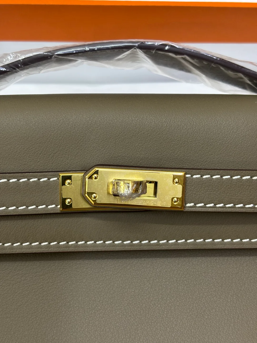 Women's Classic Handbags HERMES 17566578
