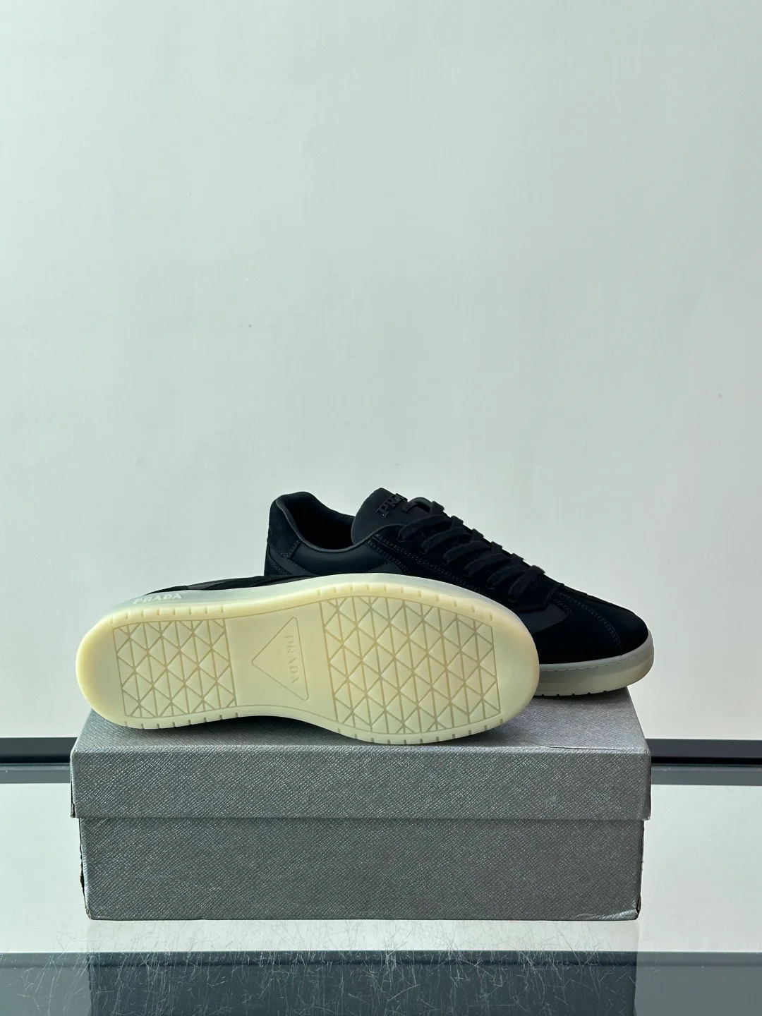 Men's Sneakers PRADA 17982485