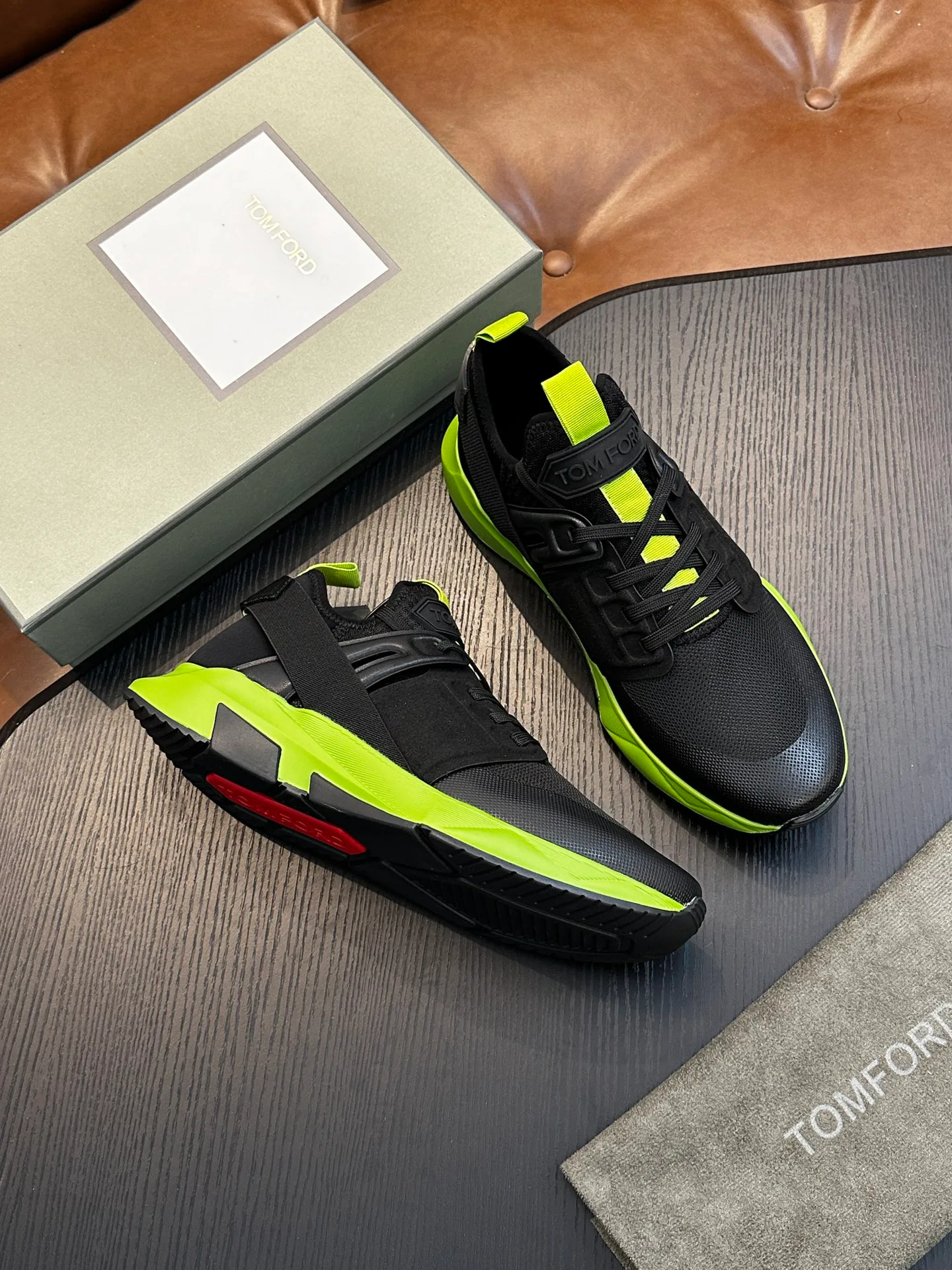 Men's Sneakers TOM FORD 18118657